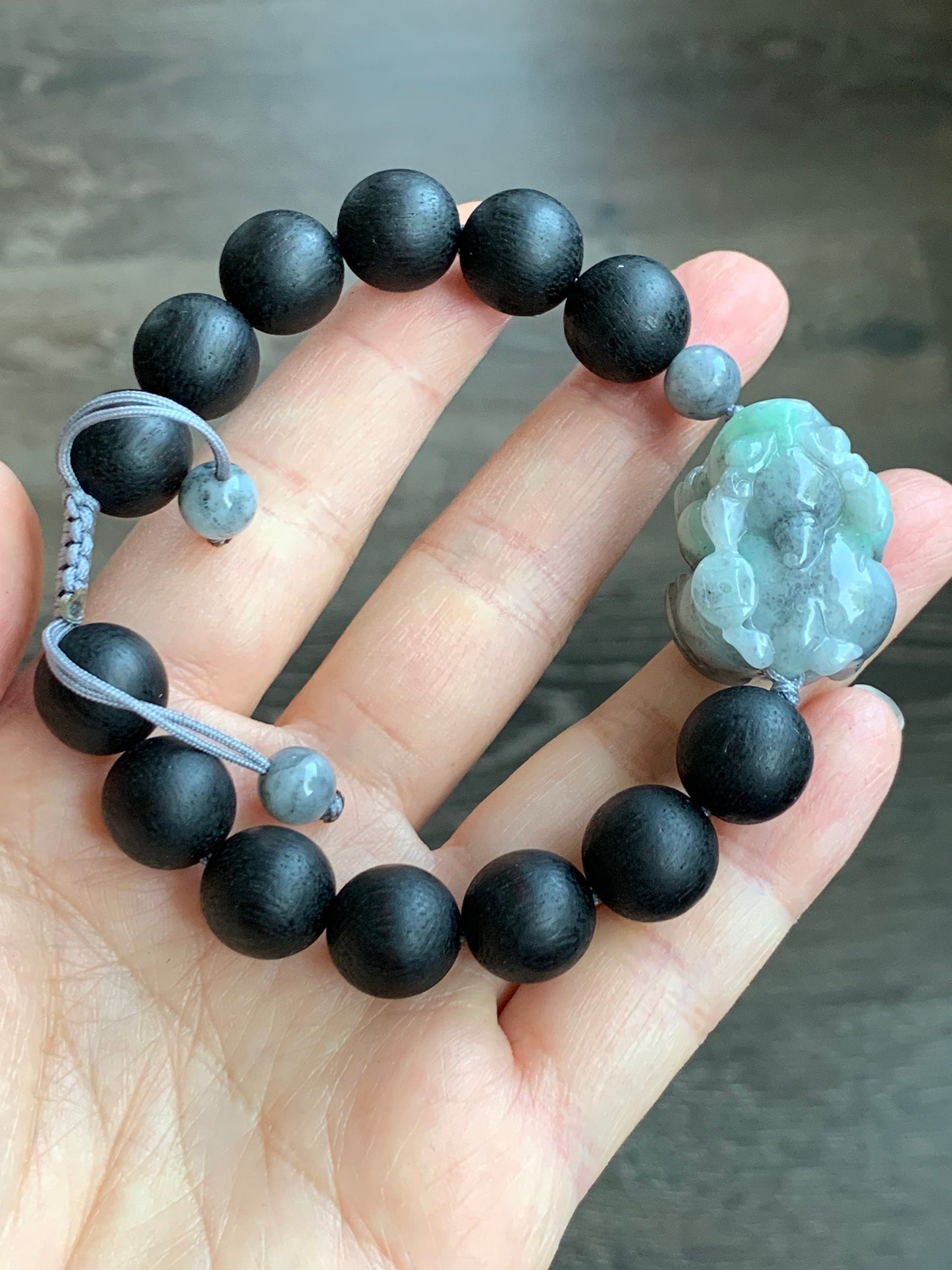 Large Natural Burmese Icy Wuji Jadeite with Green Marbling Carved Pixiu Black Agarwood Beaded Bracelet 7.75" 天然缅甸细糯乌鸡带绿翡翠貔貅土沉香木珠手串