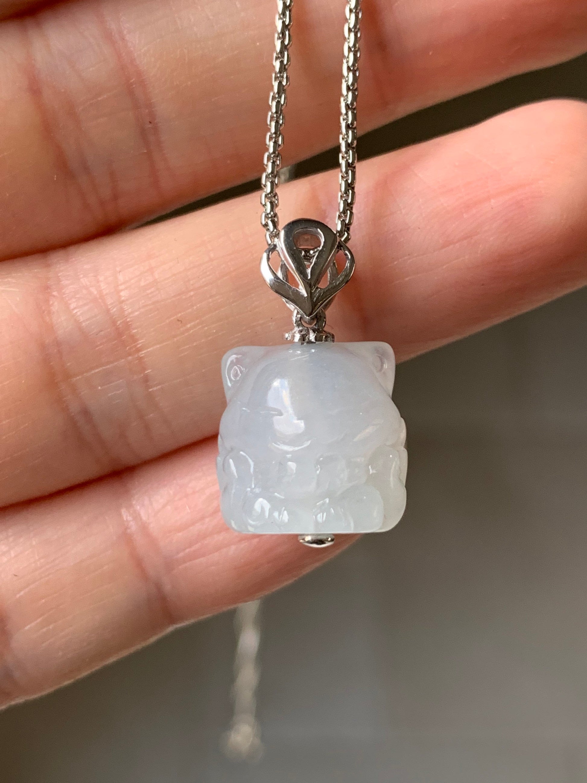 Certified Natural Burmese Icy Translucent & Gelatinous White Jadeite 3D Carved Nine-Tailed Fox Pendant 18K White Gold 天然缅甸白冰起胶翡翠九尾狐狸镶嵌吊坠 756