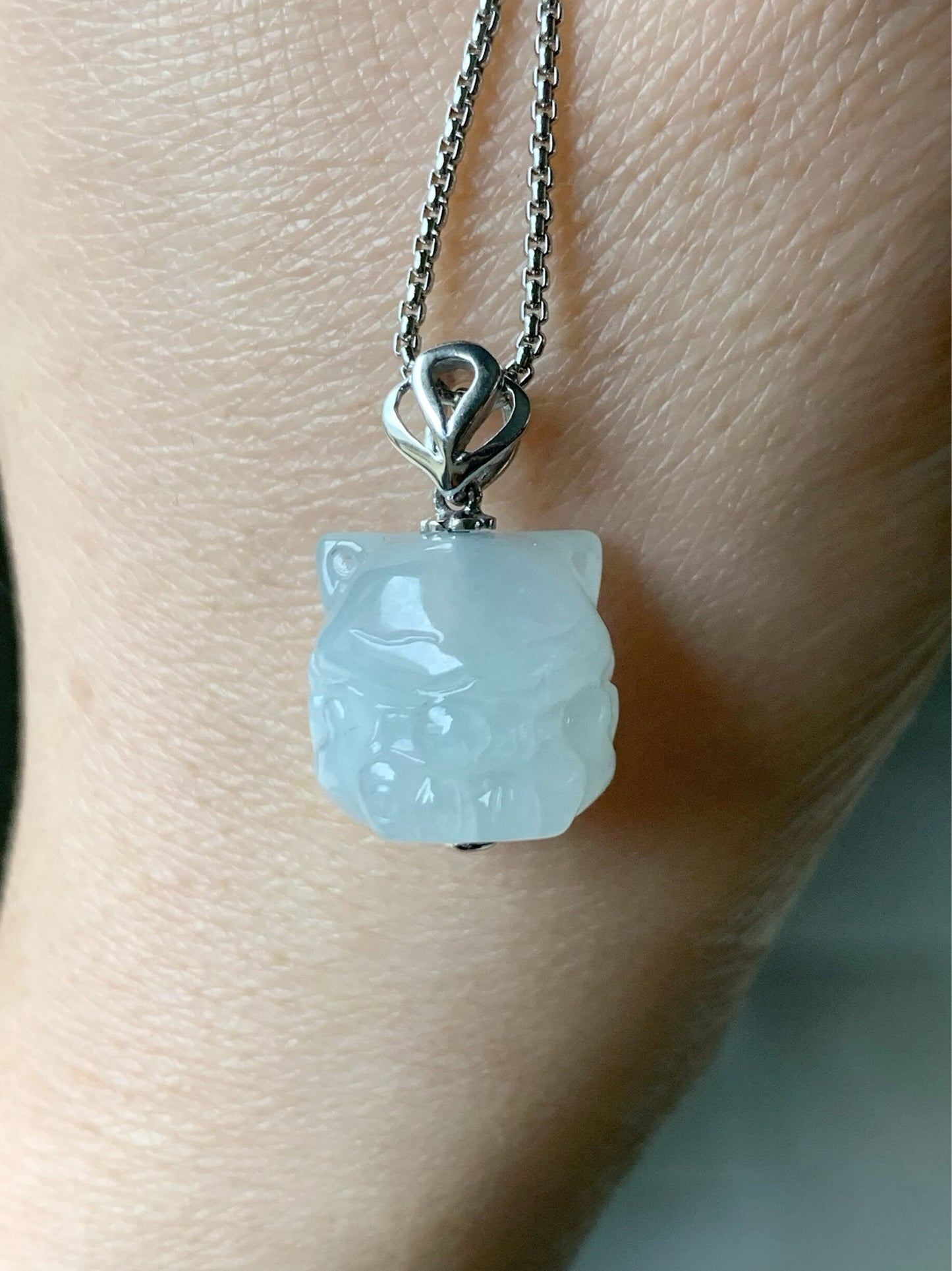 Certified Natural Burmese Icy Translucent & Gelatinous White Jadeite 3D Carved Nine-Tailed Fox Pendant 18K White Gold 天然缅甸白冰起胶翡翠九尾狐狸镶嵌吊坠 757