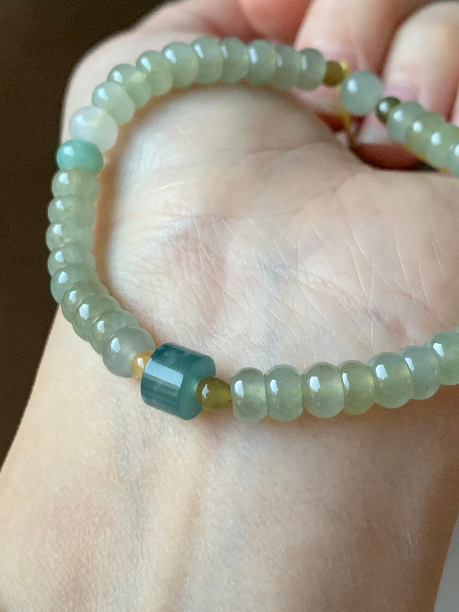 Natural Burmese Icy Beige & Guatemalan Blue Translucent Gelatinous Jadeite Flat Beads Beaded Bracelet 7” 13g 天然缅甸冰胶冰黄翡翠算盘珠冰危蓝桶珠手串