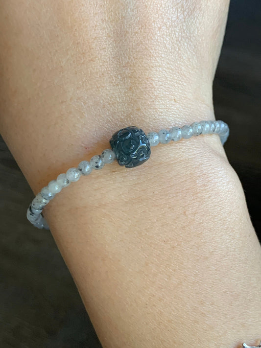 Natural Burmese A Graded Icy Highly Translucent Light Wuji Jadeite Guatemalan Wuji Jadeite Carved Barrel Bead Bracelet 7” 天然缅甸冰胶乌鸡翡翠冰危乌鸡桶珠手串