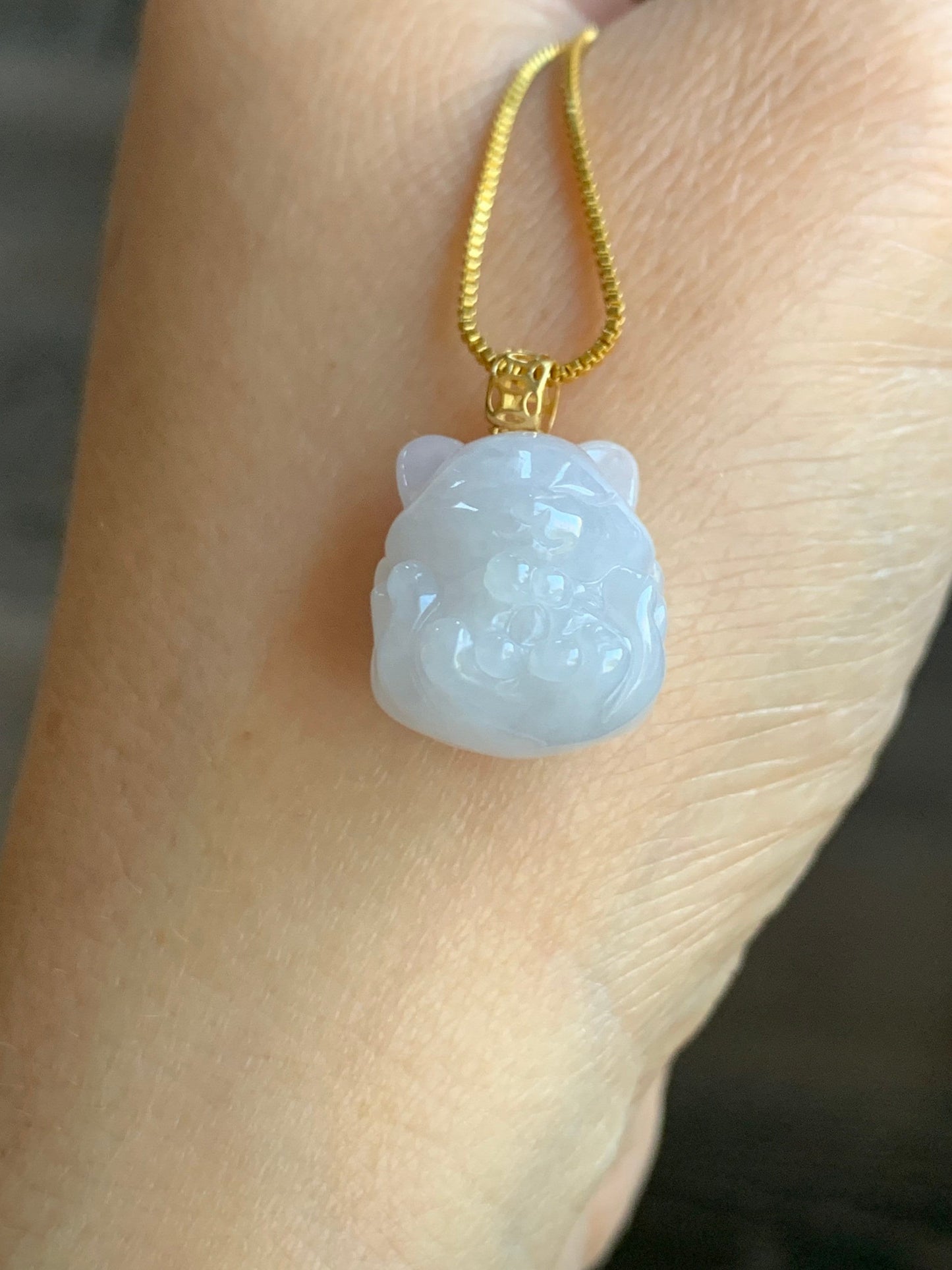 Natural Burmese Icy Translucent White Jadeite 3D Carved Nine-Tailed Fox Pendant 18K Yellow Gold 天然缅甸细糯白冰翡翠九尾狐狸镶嵌吊坠