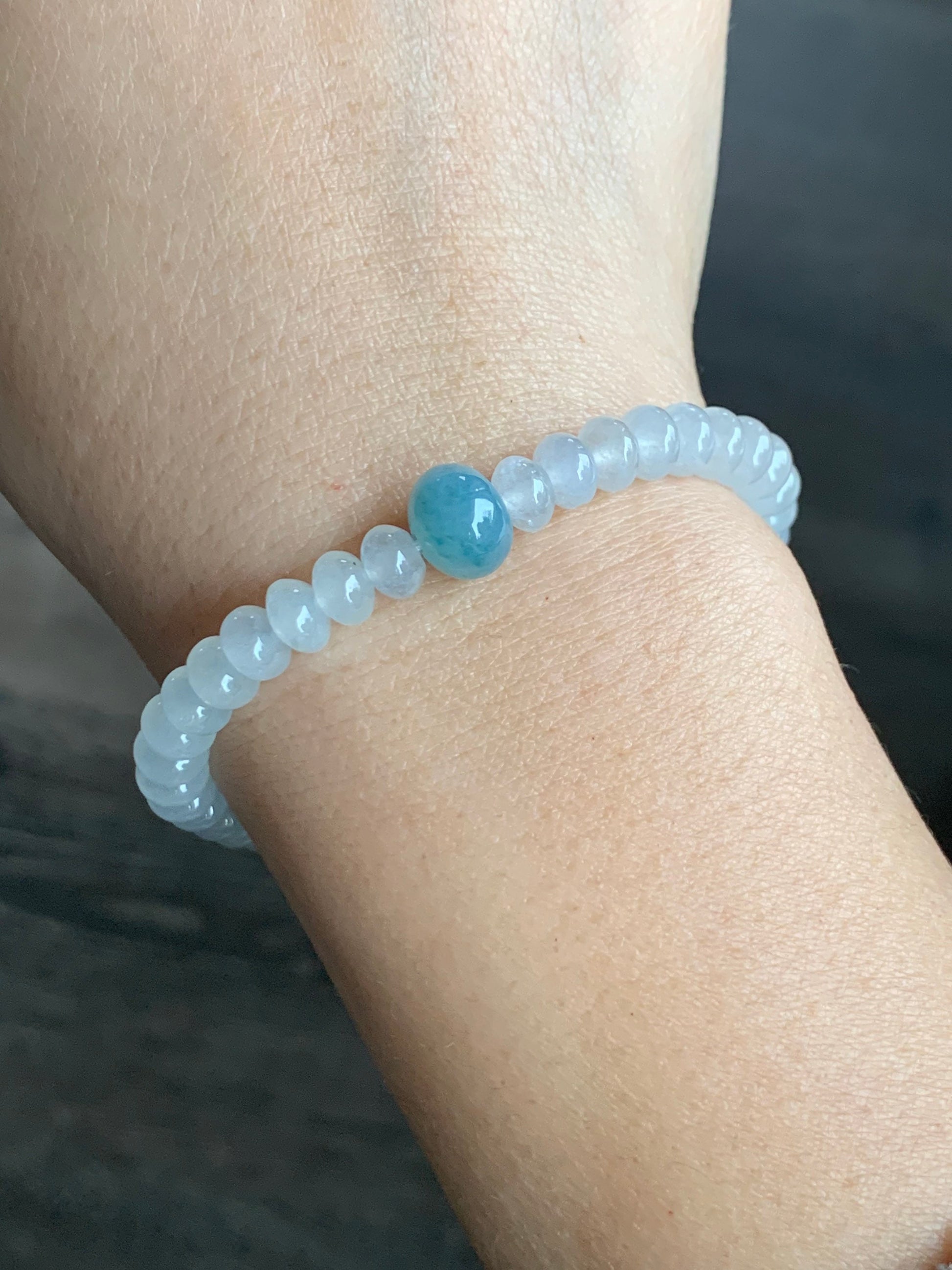 Premium Burmese Natural Icy Highly Translucent White Jadeite & Bright Blue Drum Beads Beaded Bracelet 6.75” 天然缅甸白冰翡翠牛仔蓝翡翠鼓珠手串