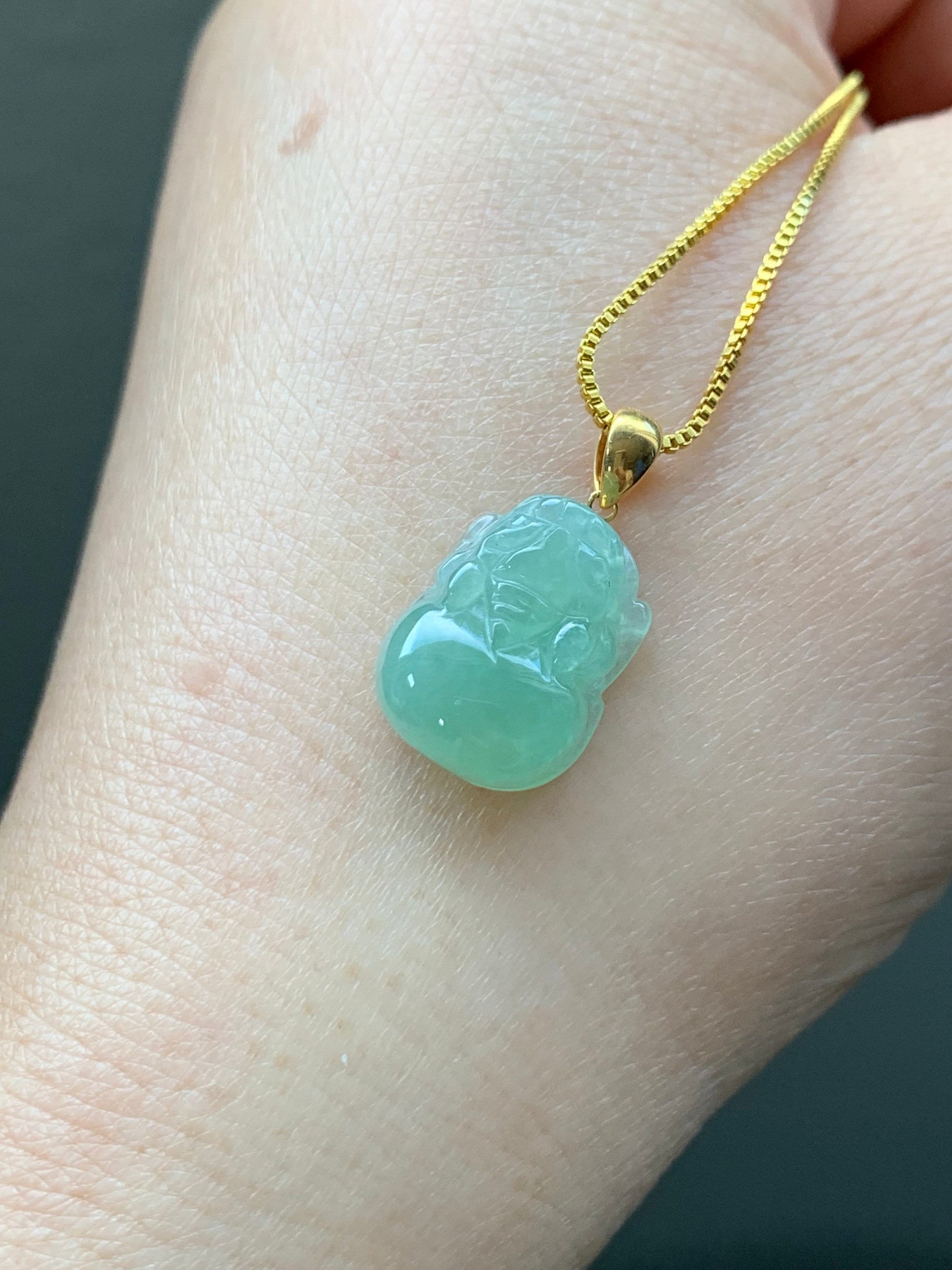 PETITE Natural Burmese Icy Translucent Green Jadeite Carved Pixiu Pendant 18K Yellow Gold Bail 天然缅甸冰绿翡翠貔貅吊坠