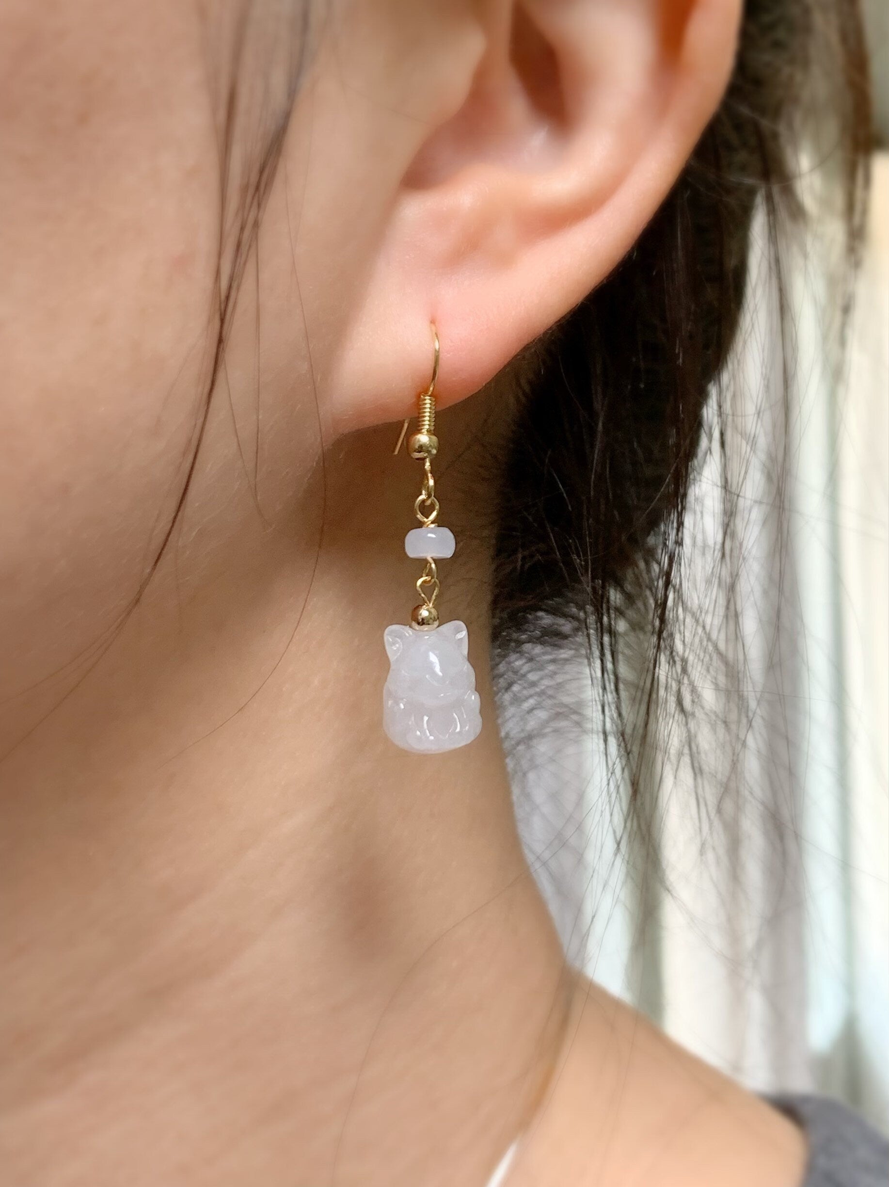 Natural Burmese Icy Translucent & Gelatinous White Jadeite 3D Carved Nine-Tailed Fox Dangle Earrings 14K Gold Plated 天然缅甸白冰起胶翡翠九尾狐狸包金耳钩