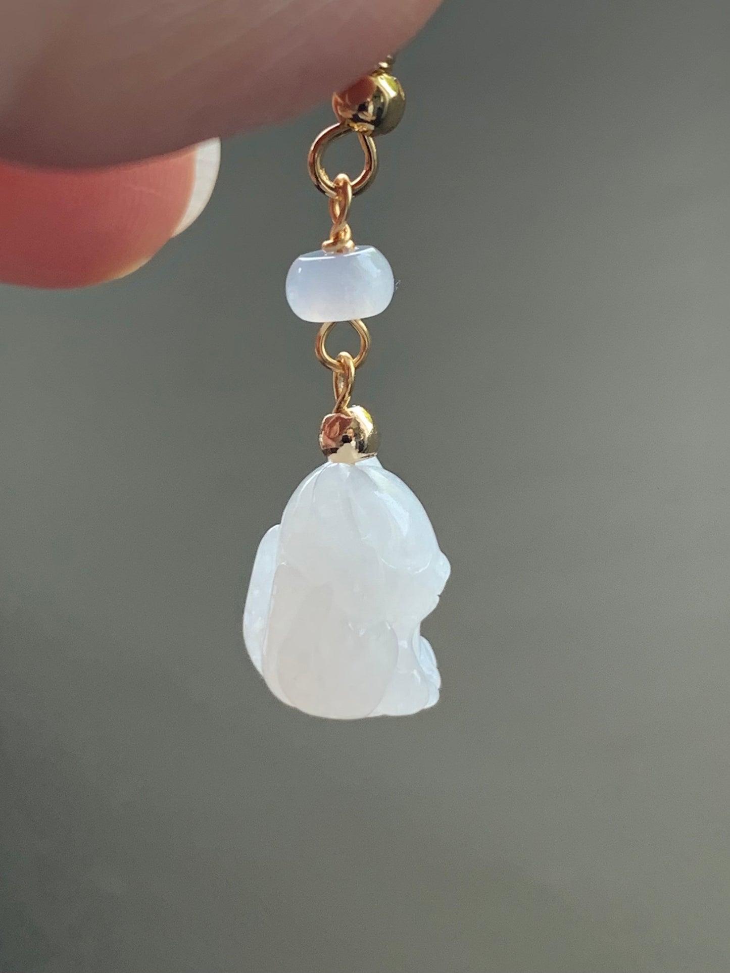 Natural Burmese Icy Translucent & Gelatinous White Jadeite 3D Carved Nine-Tailed Fox Dangle Earrings 14K Gold Plated 天然缅甸白冰起胶翡翠九尾狐狸包金耳钩
