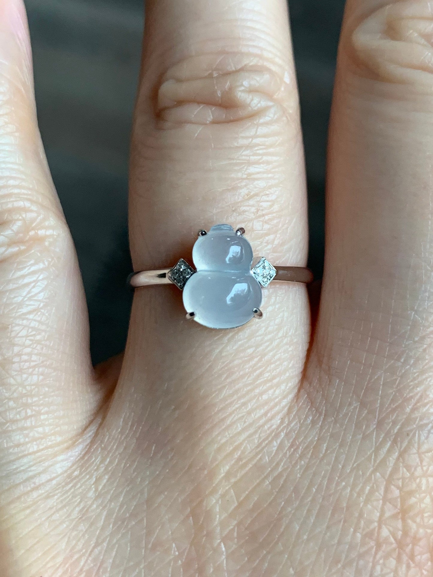Certified Natural Burmese Premium Highly Translucent Jadeite Hulu Gourd Ring 18K White Gold & Diamonds Sz 7 天然缅甸正冰起光起钢白冰葫芦钻石镶嵌戒指