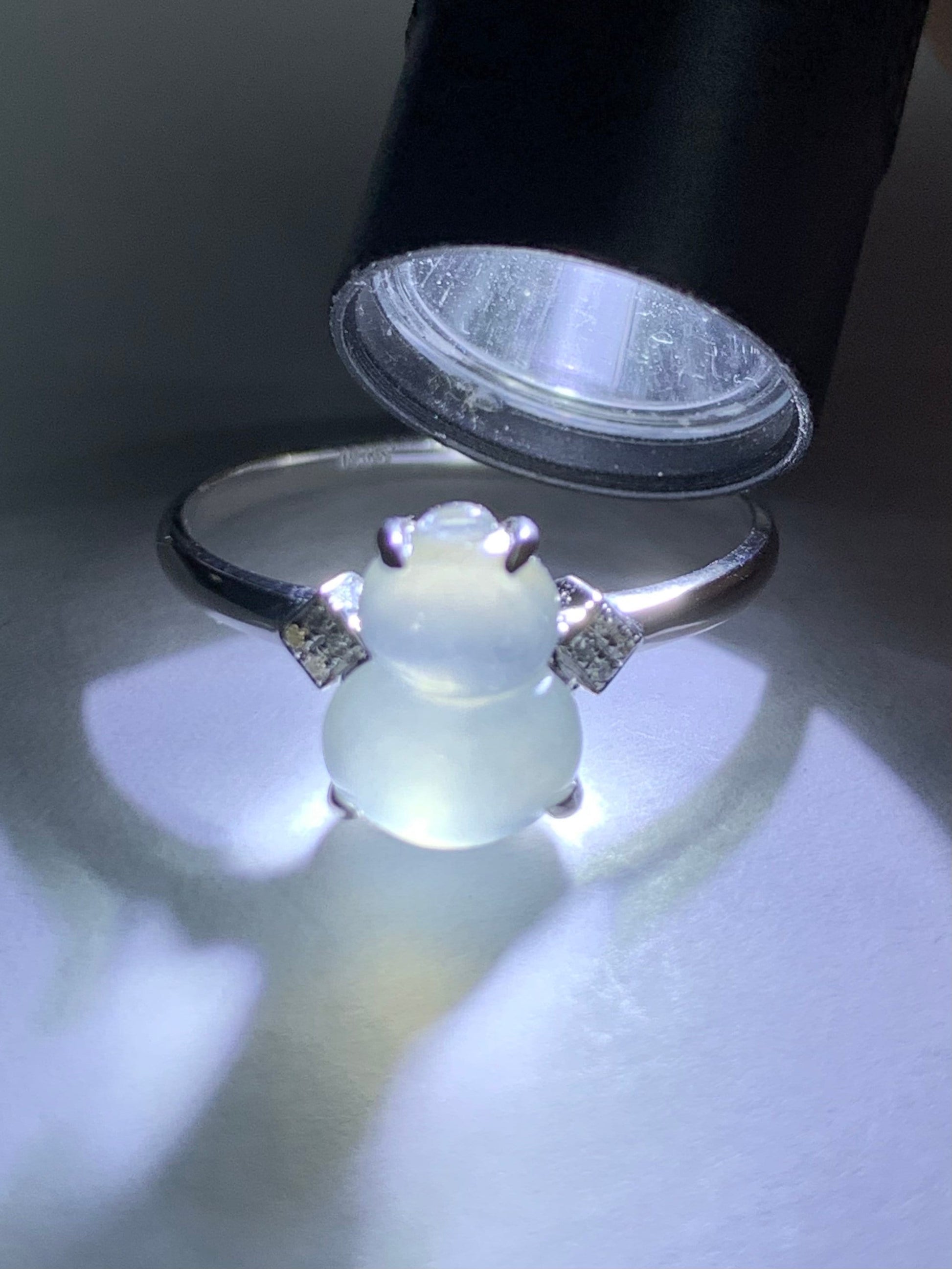 Certified Natural Burmese Premium Highly Translucent Jadeite Hulu Gourd Ring 18K White Gold & Diamonds Sz 7 天然缅甸正冰起光起钢白冰葫芦钻石镶嵌戒指