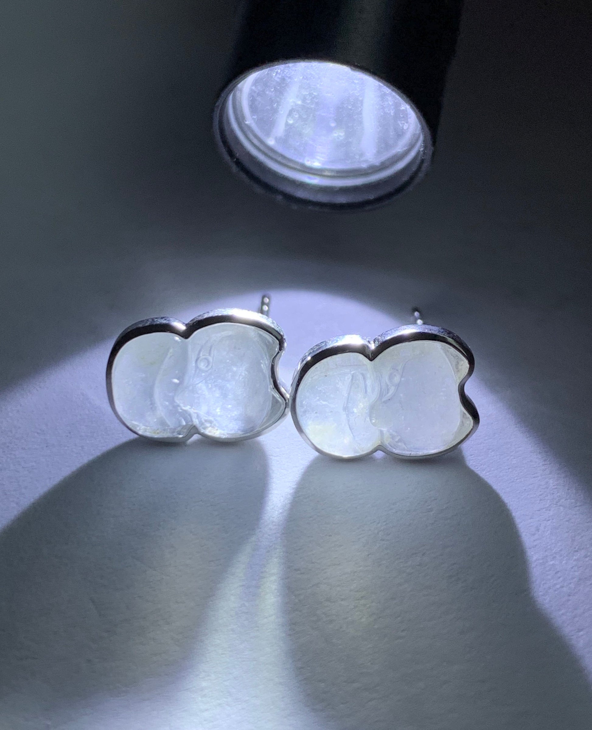 Certified Burmese Natural Premium Icy Highly Translucent Jadeite Carved Fox Stud Earrings 18K White Gold 天然缅甸白冰起光翡翠狐狸镶嵌耳钉