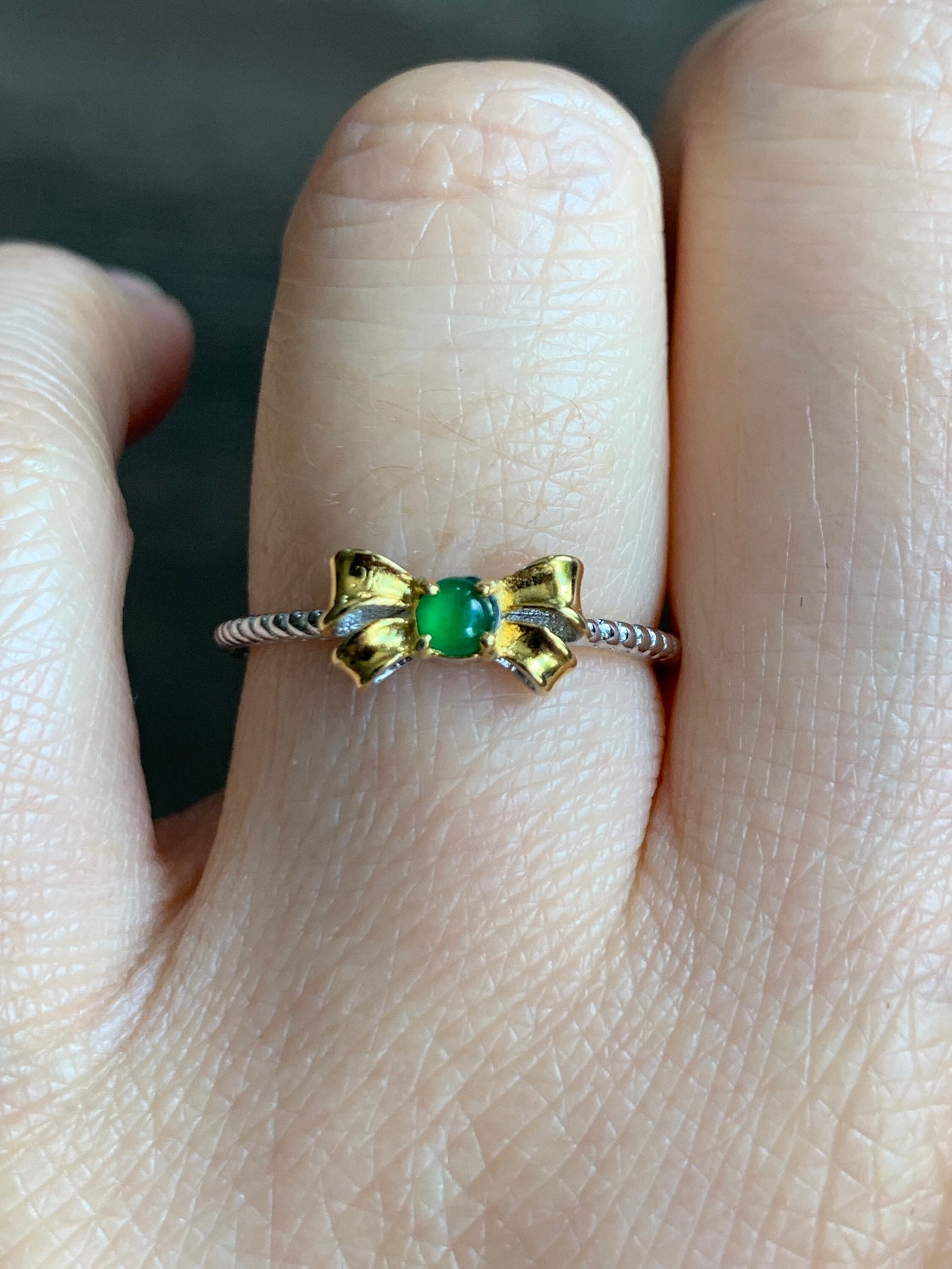 Natural Guatemalan Icy Translucent Bright Green Jadeite Bow Design Ring S925 Silver Ring Adjustable 缅甸天然冰绿翡翠蝴蝶结款式银镶戒指 HDJ50