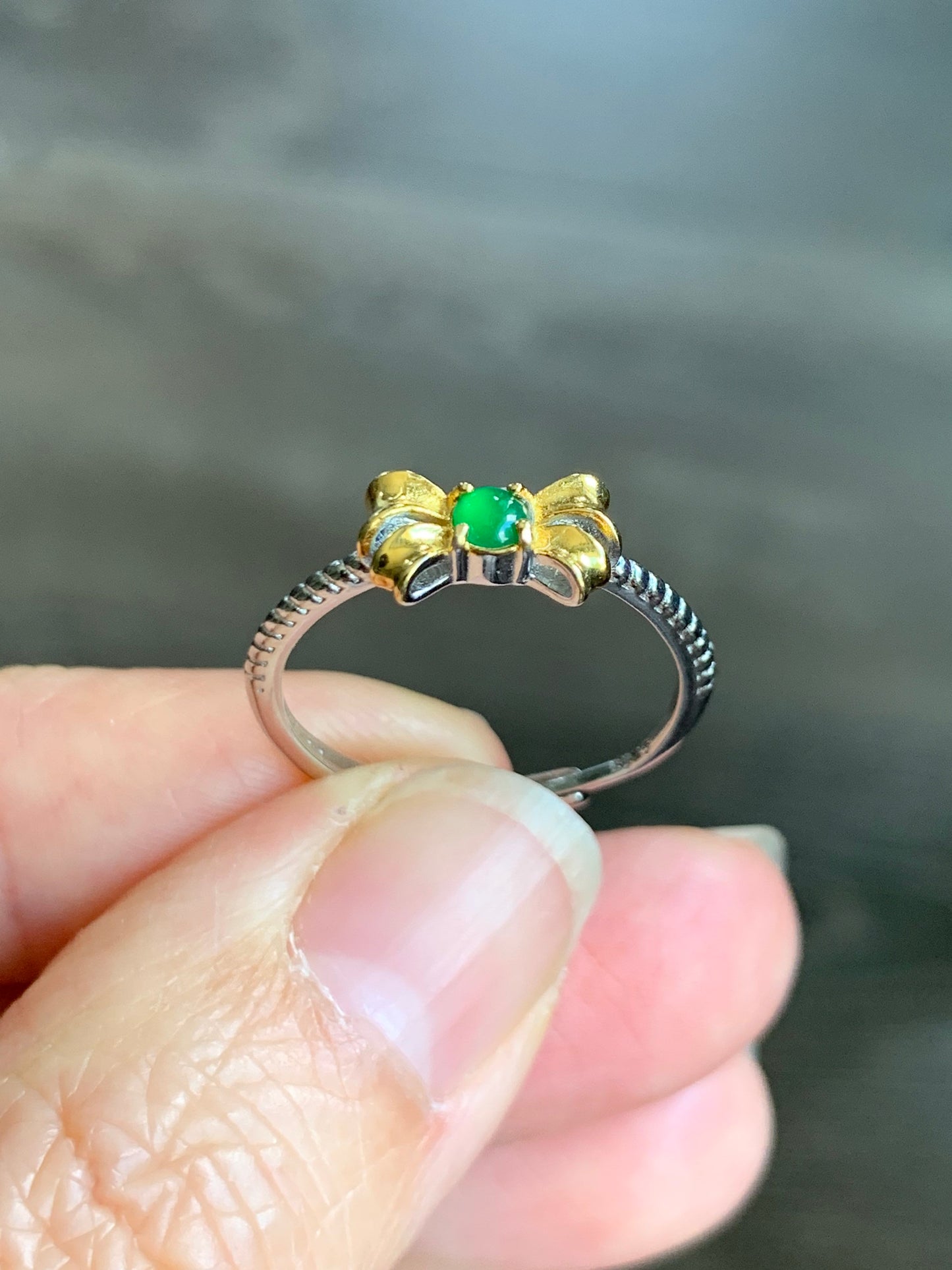 Natural Guatemalan Icy Translucent Bright Green Jadeite Bow Design Ring S925 Silver Ring Adjustable 缅甸天然冰绿翡翠蝴蝶结款式银镶戒指 HDJ50