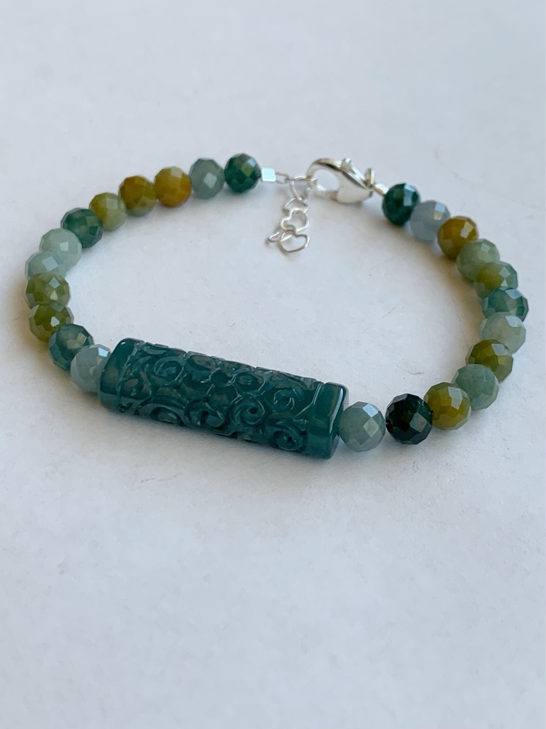 Natural Guatemalan Icy Translucent Rich Blue Jadeite Engraved Bead Multicolored Jadeite Beaded Bracelet Sterling Silver 天然冰危蓝翡翠仿古雕手牌手串