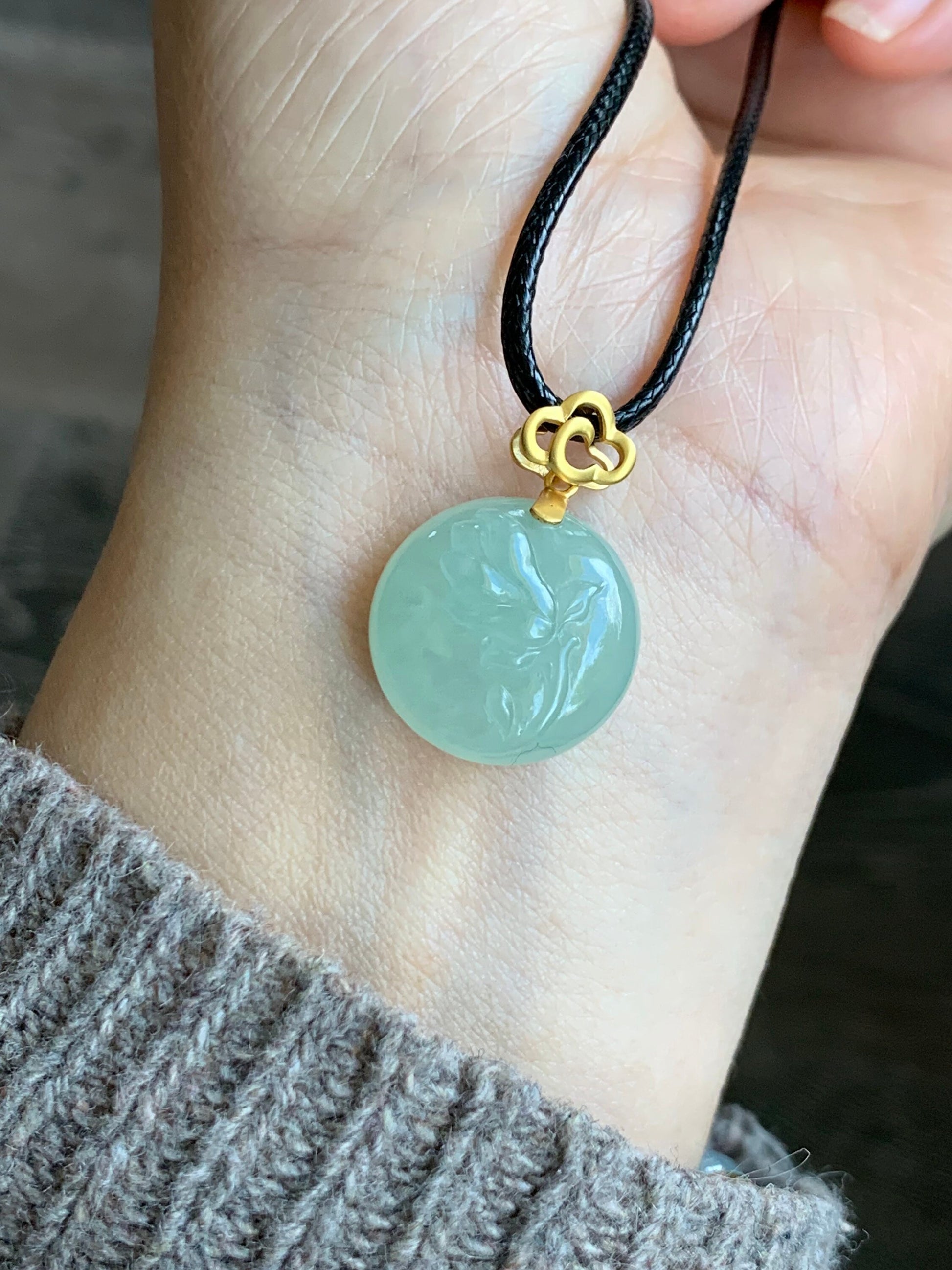 Certified Natural Burmese Icy Translucent Light Green Jadeite Pendant Carved Magnolia Flower 18K Yellow Gold 天然缅甸冰晴翡翠玉兰花牌镶嵌吊坠 2706