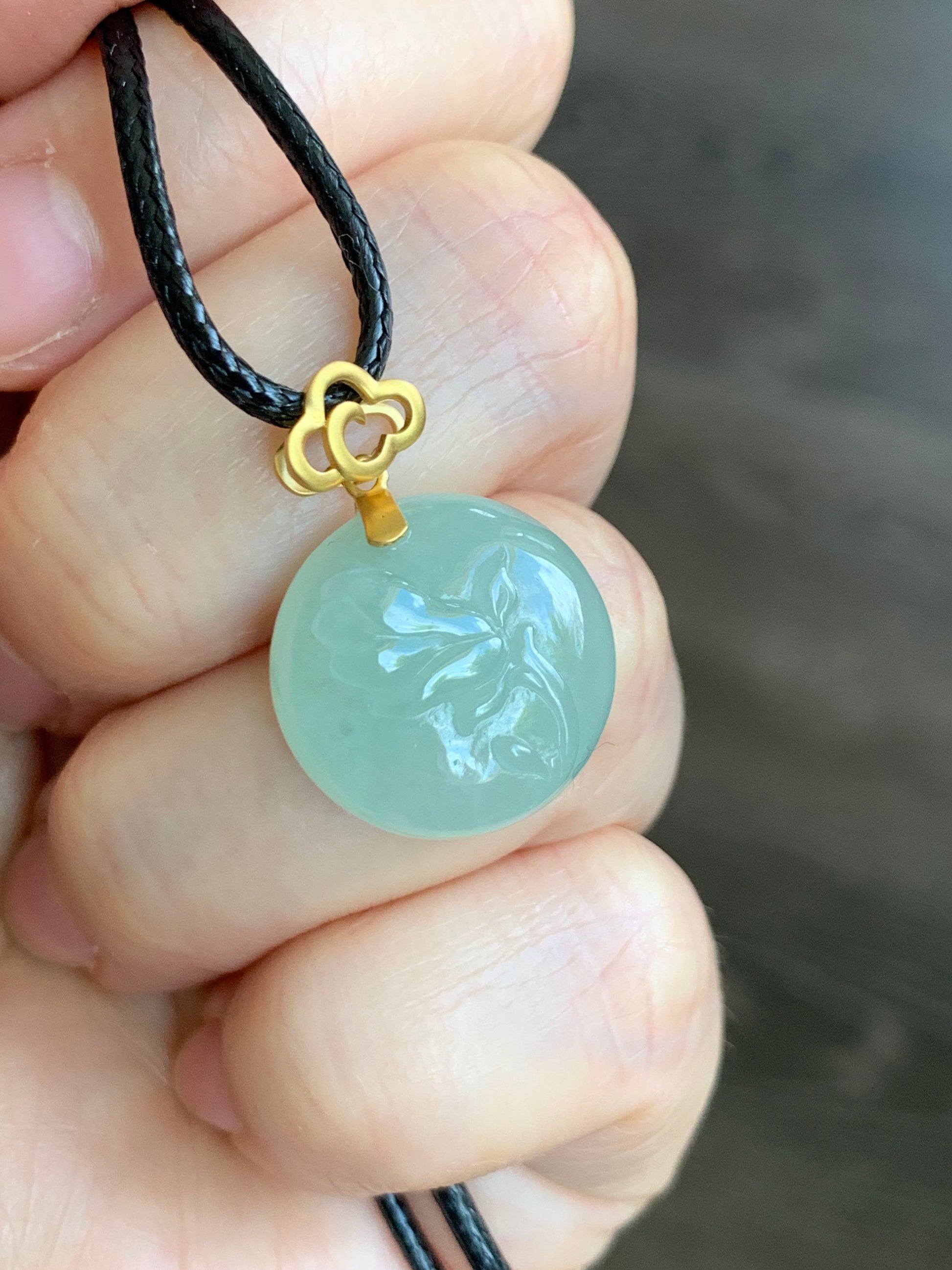 Certified Natural Burmese Icy Translucent Light Green Jadeite Pendant Carved Magnolia Flower 18K Yellow Gold 天然缅甸冰晴翡翠玉兰花牌镶嵌吊坠 2706