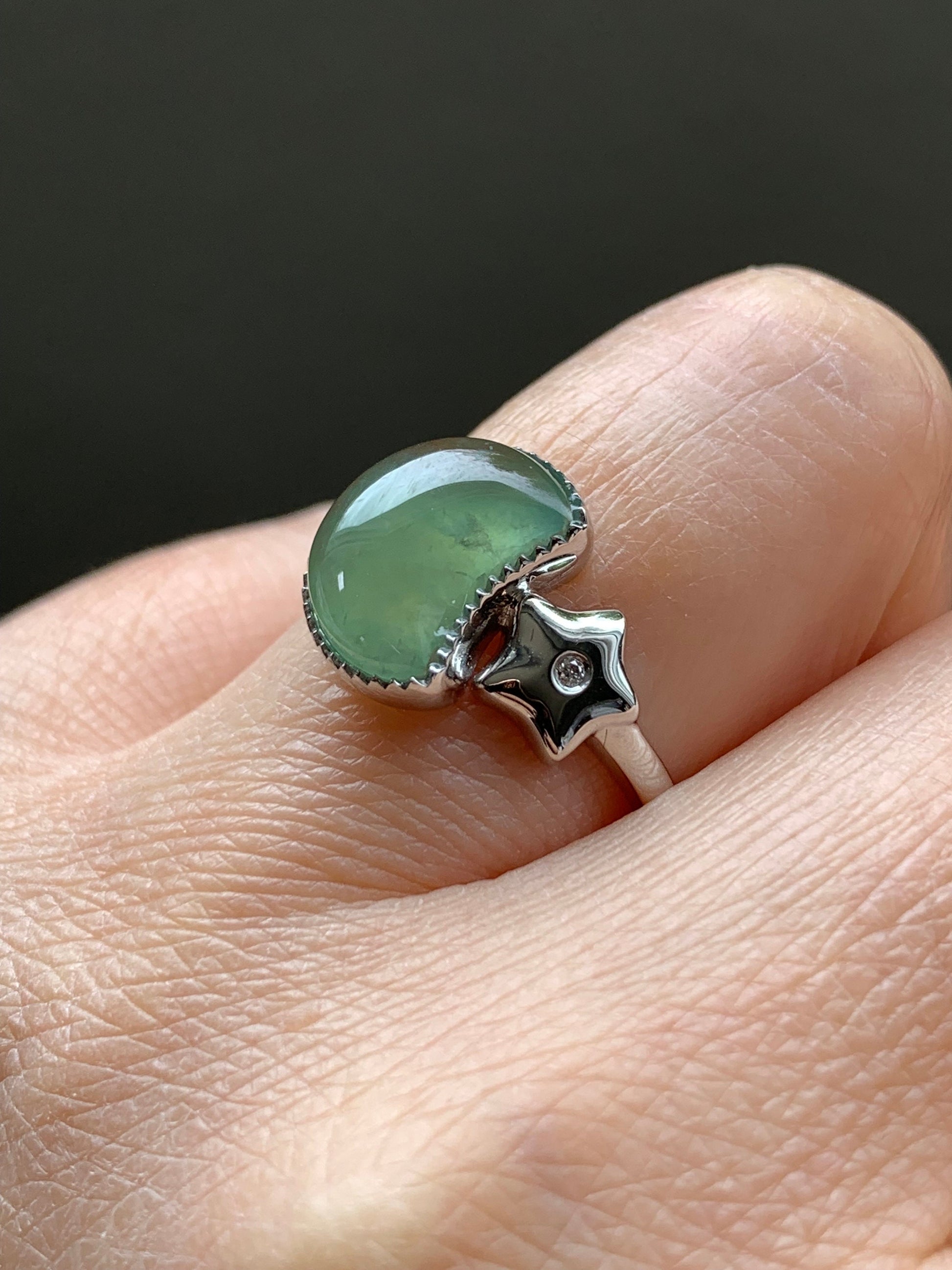 Certified Natural Burmese Icy Highly Translucent Green Jadeite Moon and Star Ring 18K White Gold & Diamonds size 7.25 天然缅甸起光冰绿翡翠星星月亮镶嵌戒指