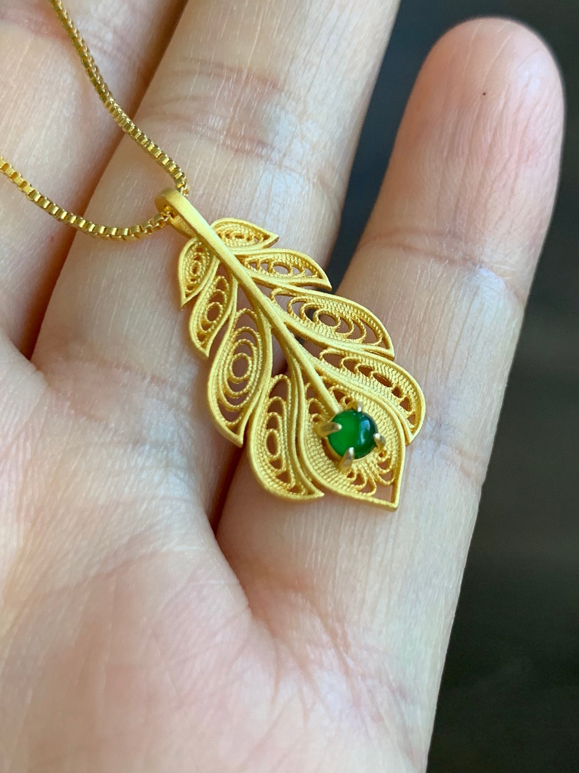 Natural Guatemalan Premium Vibrant Green Jadeite Feather Pendant S925 Silver Yellow Gold Finish 天然高冰危绿翡翠银镶羽毛吊坠