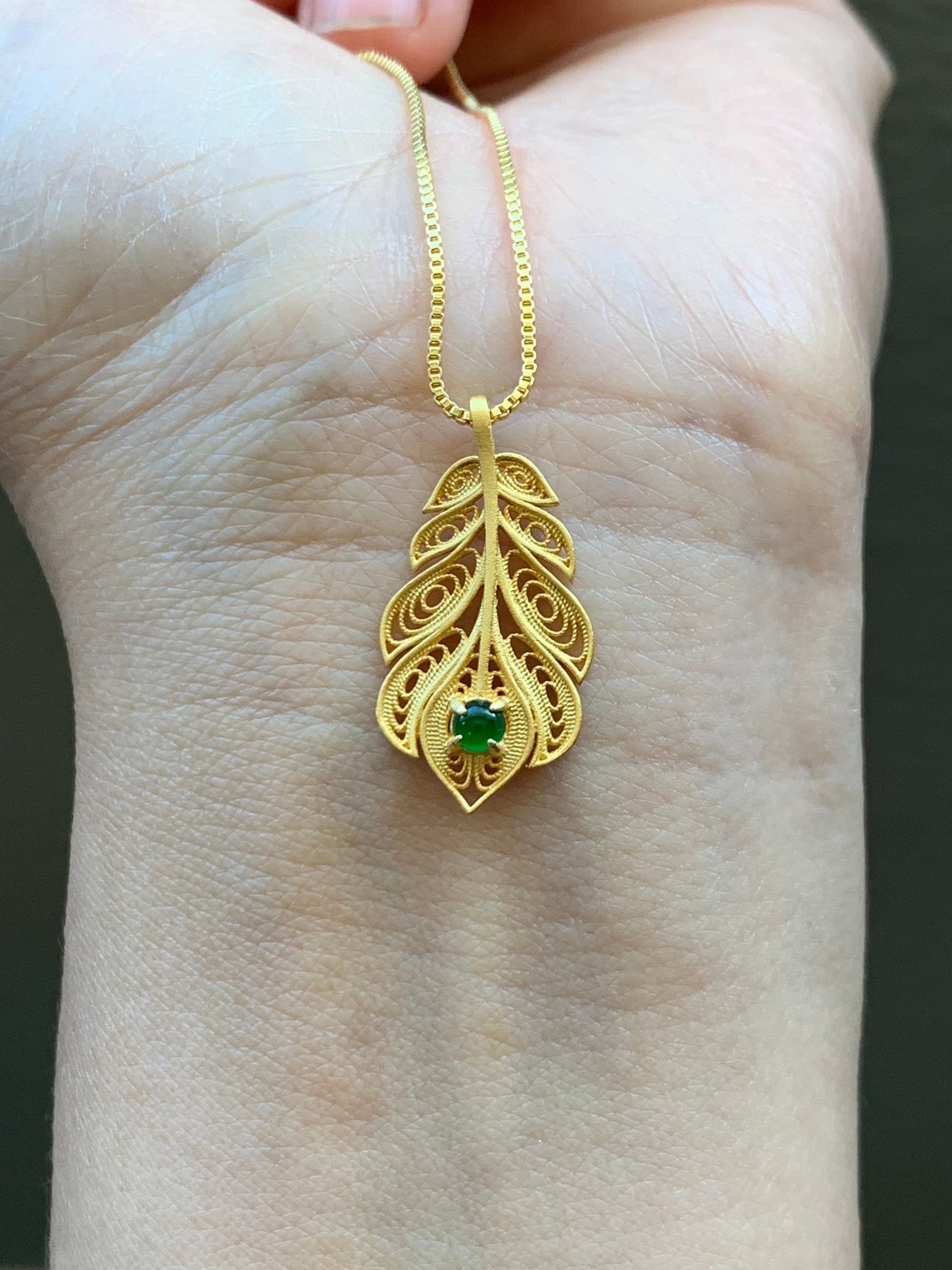 Natural Guatemalan Premium Vibrant Green Jadeite Feather Pendant S925 Silver Yellow Gold Finish 天然高冰危绿翡翠银镶羽毛吊坠