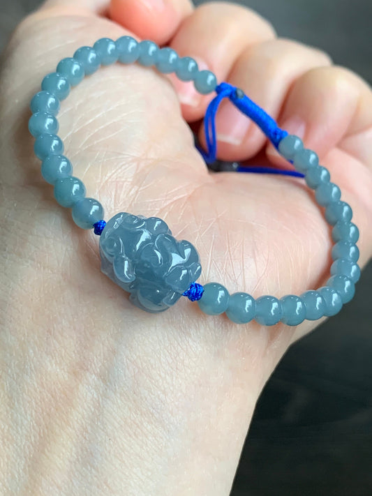 Natural Guatemalan Icy Translucent Gelatinous Light Blue Jadeite Pixiu Dusty Blue Beads Beaded Bracelet 5mm 6.75” 天然冰危蓝紫起冰起胶翡翠貔貅手串