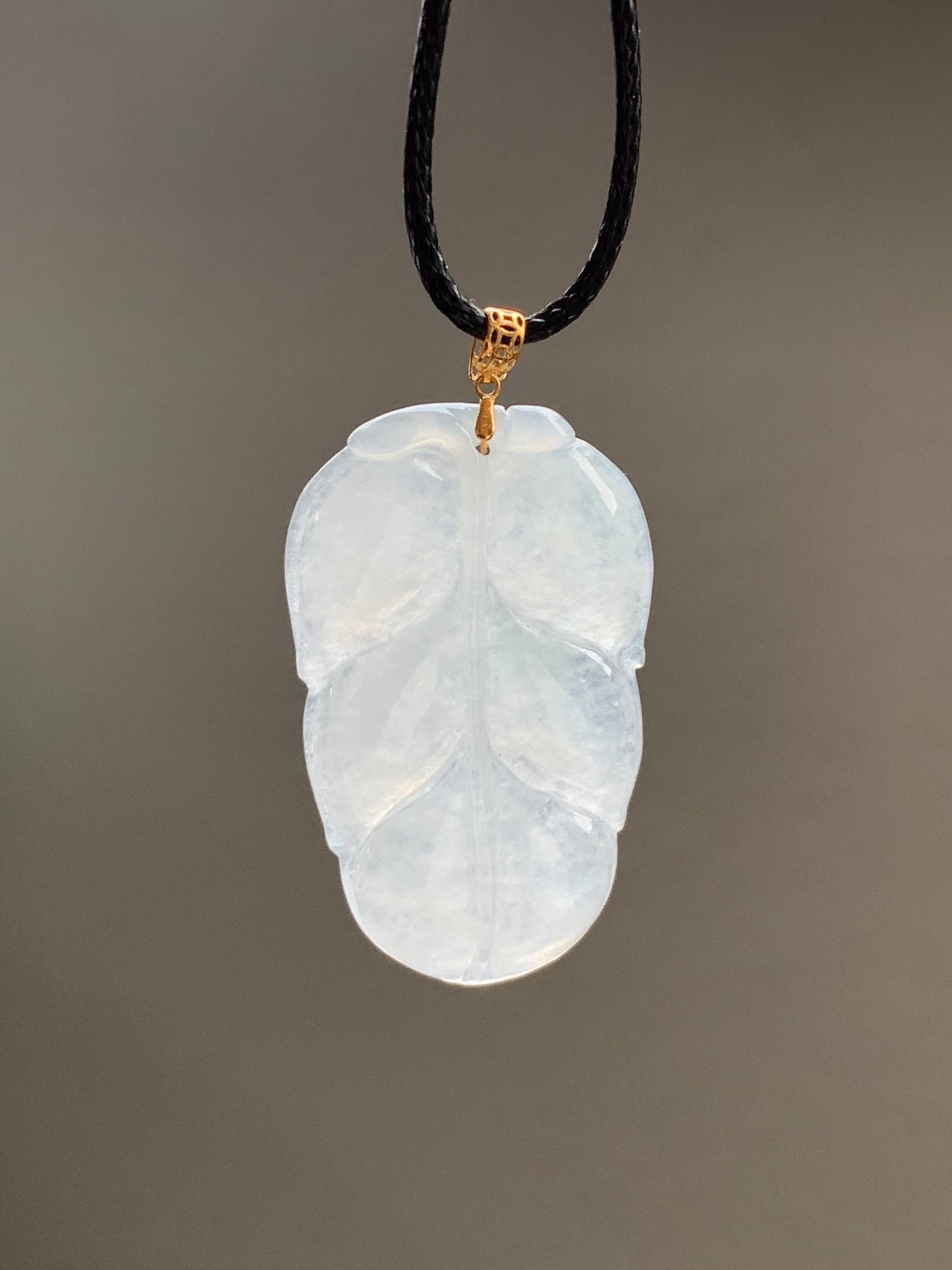 Natural Burmese Icy Translucent White Jadeite Leaf Pendant 18K Yellow Gold w/ Cord 17” 天然缅甸老种正冰起光翡翠大叶有成镶嵌吊坠