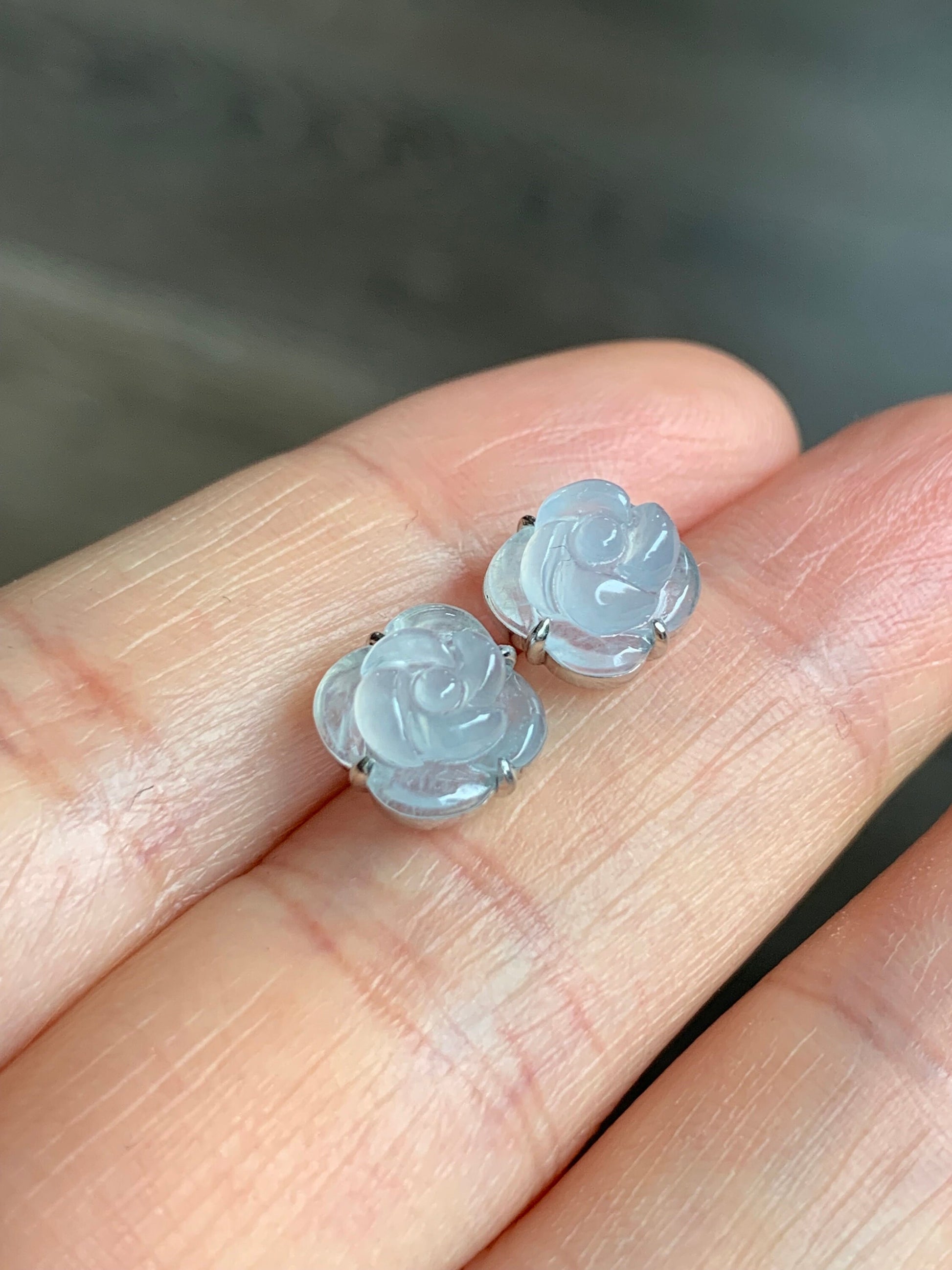 Certified Burmese Natural Premium Icy Highly Translucent White Jadeite Carved Rose Flower Stud Earrings 18K White Gold 天然缅甸起冰起胶翡翠玫瑰花镶嵌耳钉