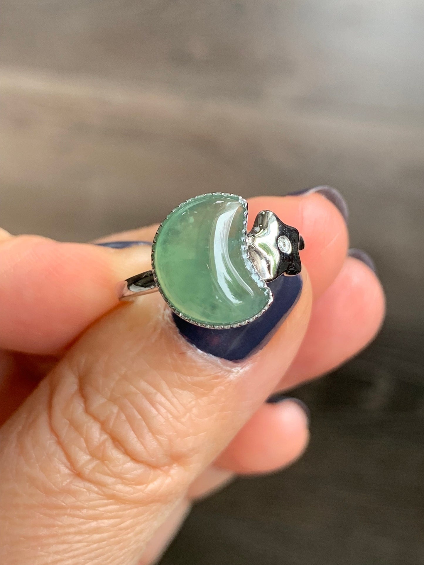 Certified Natural Burmese Icy Highly Translucent Green Jadeite Moon and Star Ring 18K White Gold & Diamonds size 7.25 天然缅甸起光冰绿翡翠星星月亮镶嵌戒指