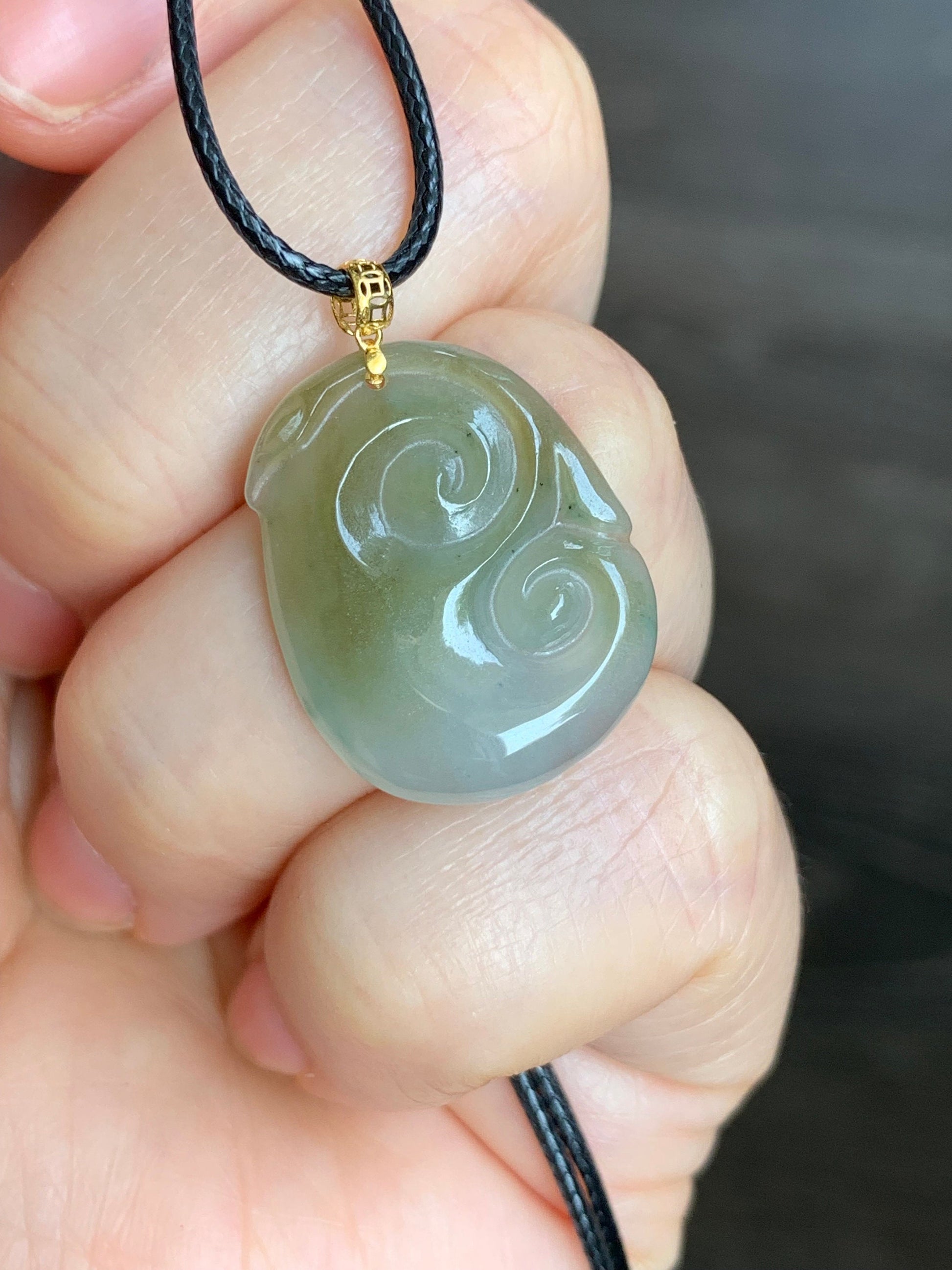 Natural Burmese Icy Translucent Gelatinous BiColored Jadeite Carved Ruyi Pendant 18K Yellow Gold 天然缅甸冰双色翡翠如意镶嵌吊坠