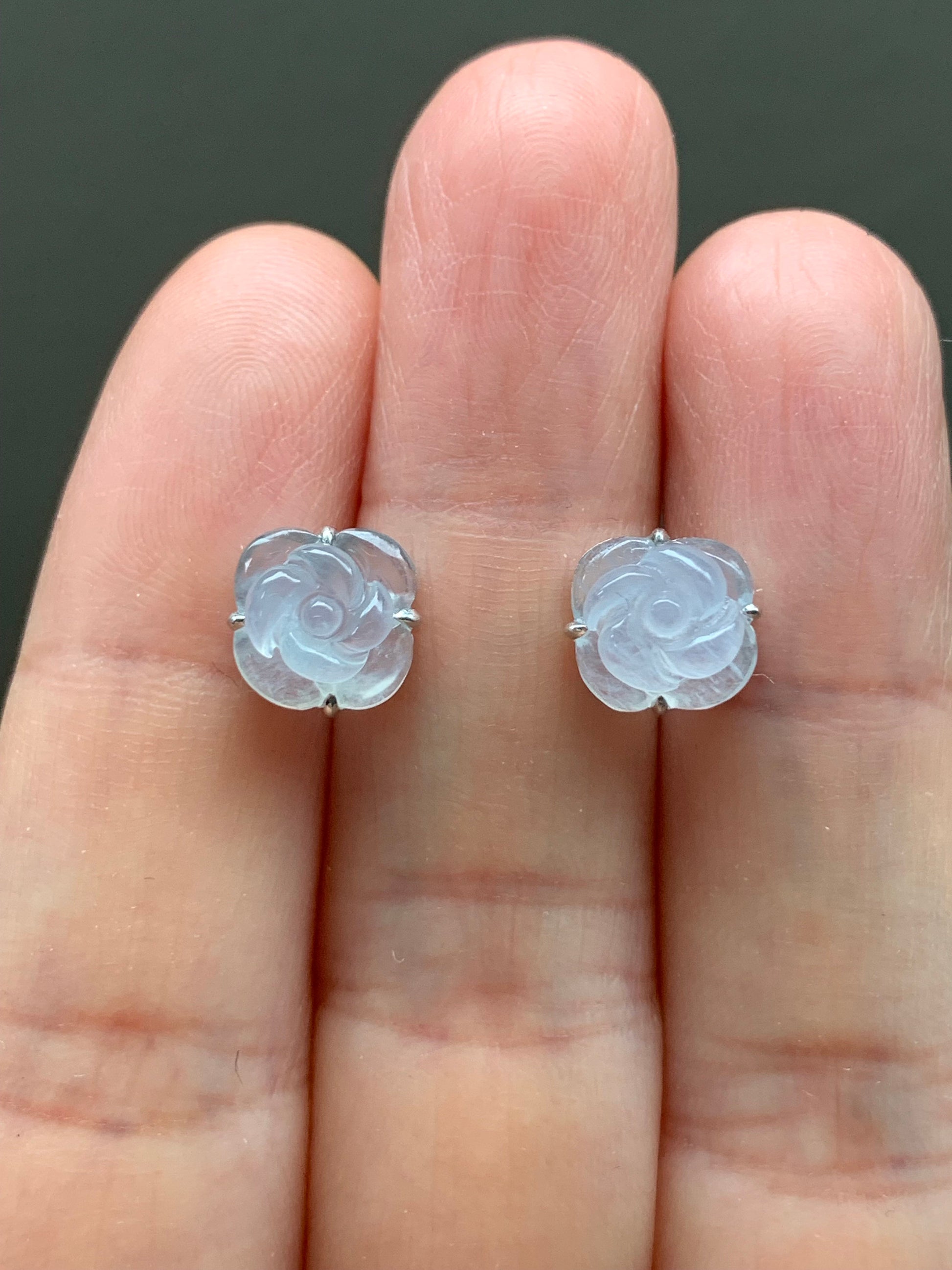 Certified Burmese Natural Premium Icy Highly Translucent White Jadeite Carved Rose Flower Stud Earrings 18K White Gold 天然缅甸起冰起胶翡翠玫瑰花镶嵌耳钉