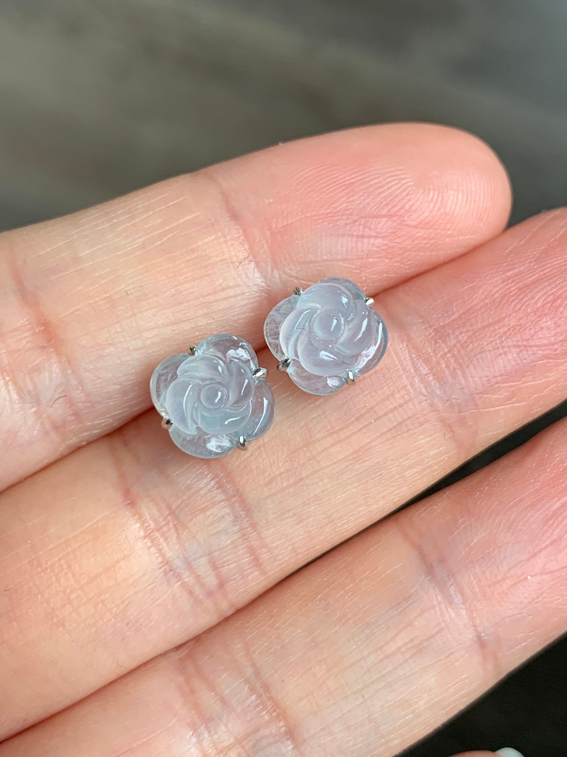 Certified Burmese Natural Premium Icy Highly Translucent White Jadeite Carved Rose Flower Stud Earrings 18K White Gold 天然缅甸起冰起胶翡翠玫瑰花镶嵌耳钉