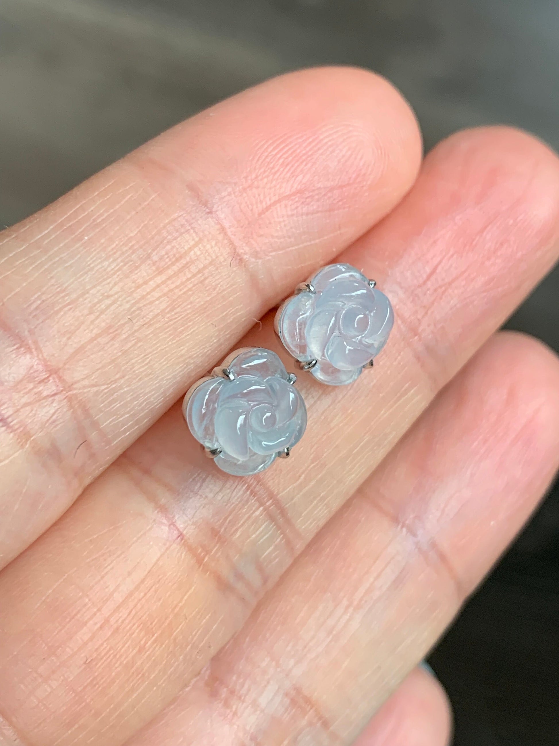 Certified Burmese Natural Premium Icy Highly Translucent White Jadeite Carved Rose Flower Stud Earrings 18K White Gold 天然缅甸起冰起胶翡翠玫瑰花镶嵌耳钉
