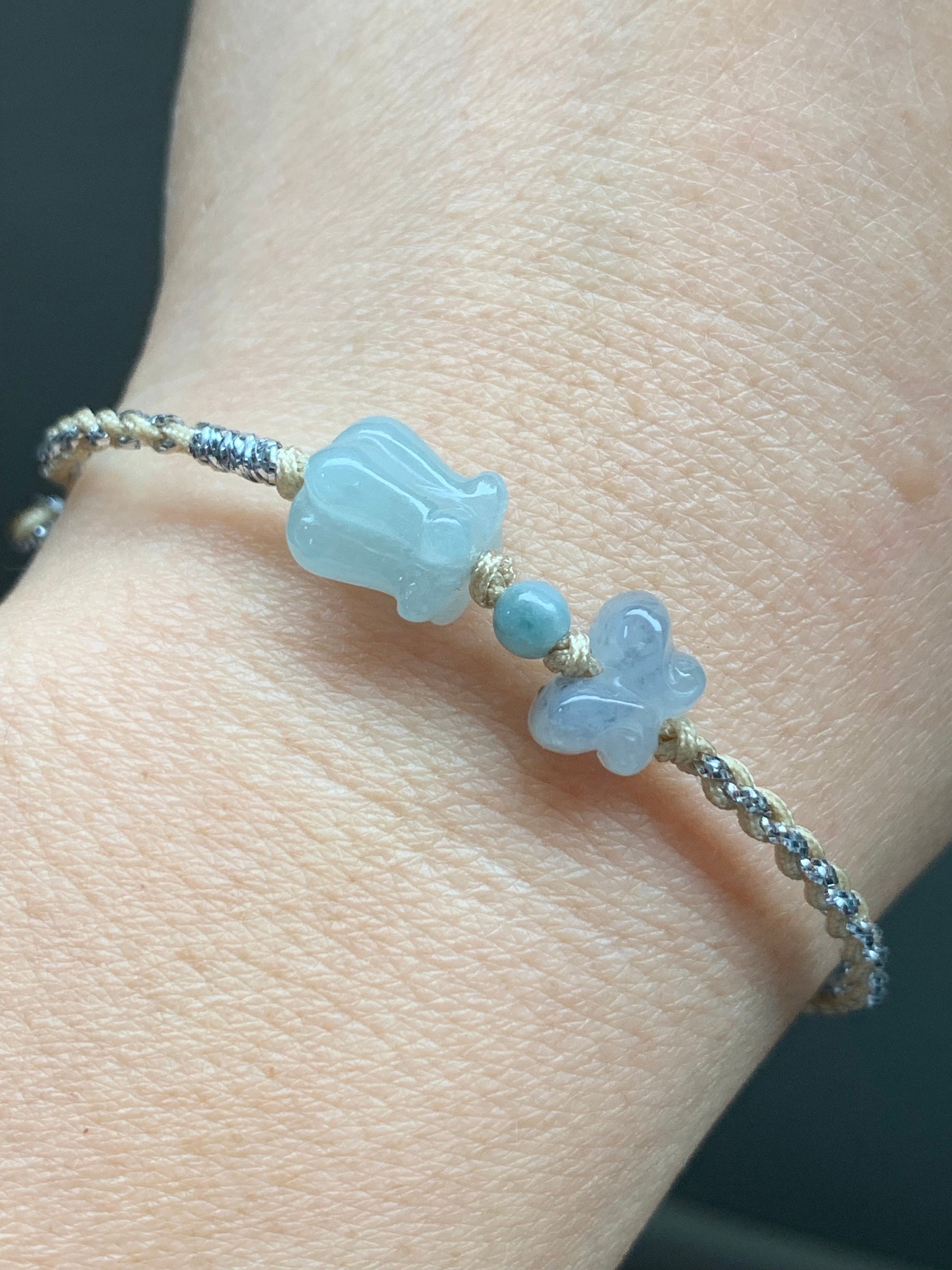 Natural Burmese Icy Translucent Gelatinous Light Green Jadeite Carved Tulip & Wuji Butterfly Rope Bracelet Adjustable 天然缅甸冰胶晴底翡翠郁金香与乌鸡蝴蝶手绳