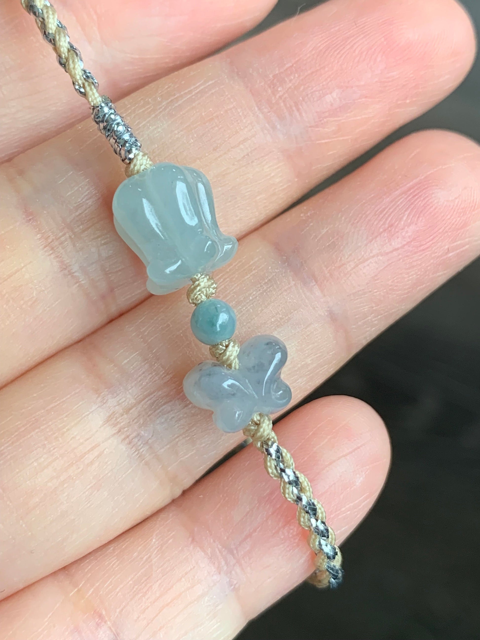 Natural Burmese Icy Translucent Gelatinous Light Green Jadeite Carved Tulip & Wuji Butterfly Rope Bracelet Adjustable 天然缅甸冰胶晴底翡翠郁金香与乌鸡蝴蝶手绳