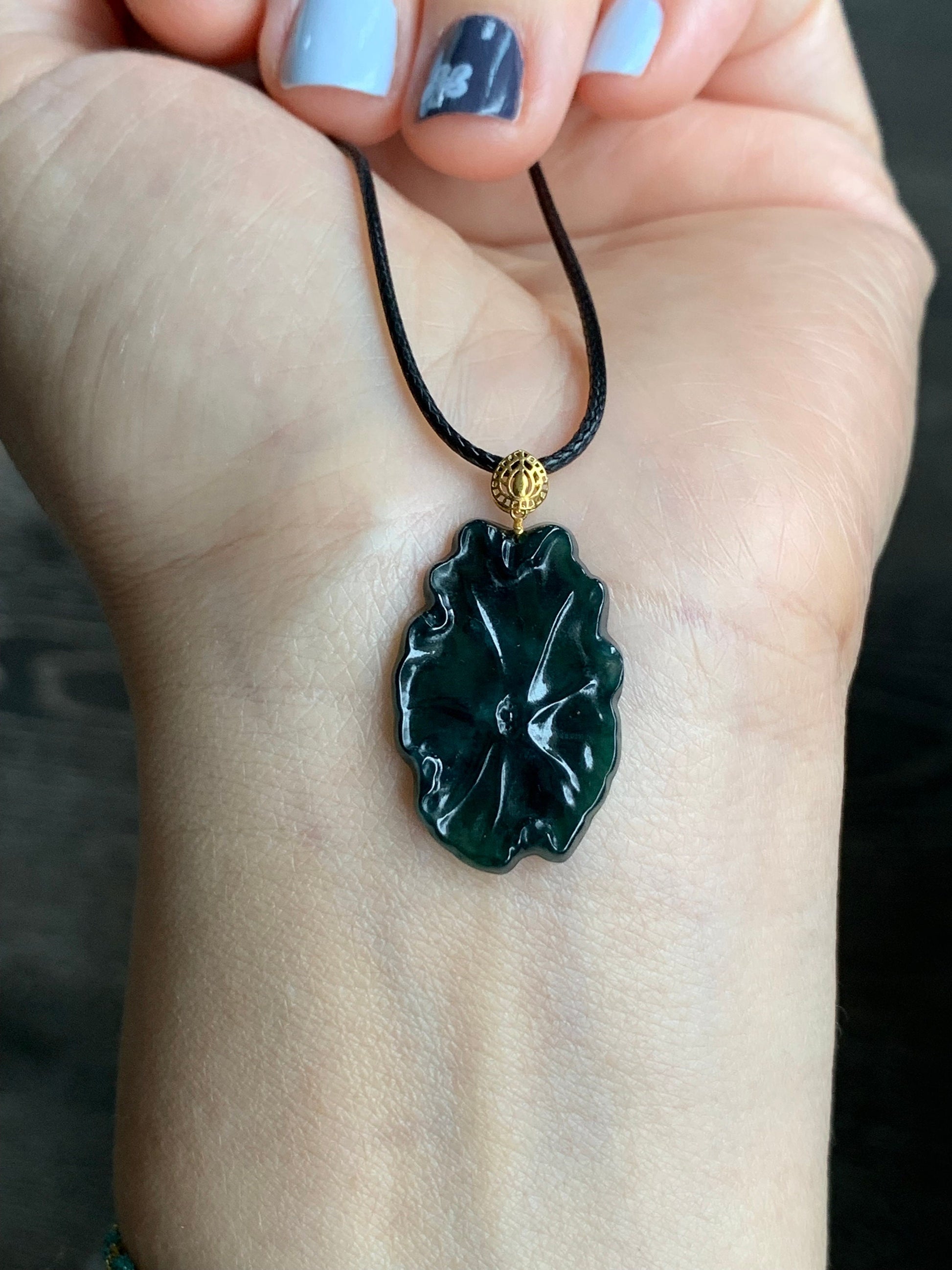 Natural Burmese Icy Translucent Dark Teal Green Jadeite Oval Pendant Carved w/ Lily Pad 18K Yellow Gold Bail 天然缅甸冰湖水绿翡翠荷叶吊坠