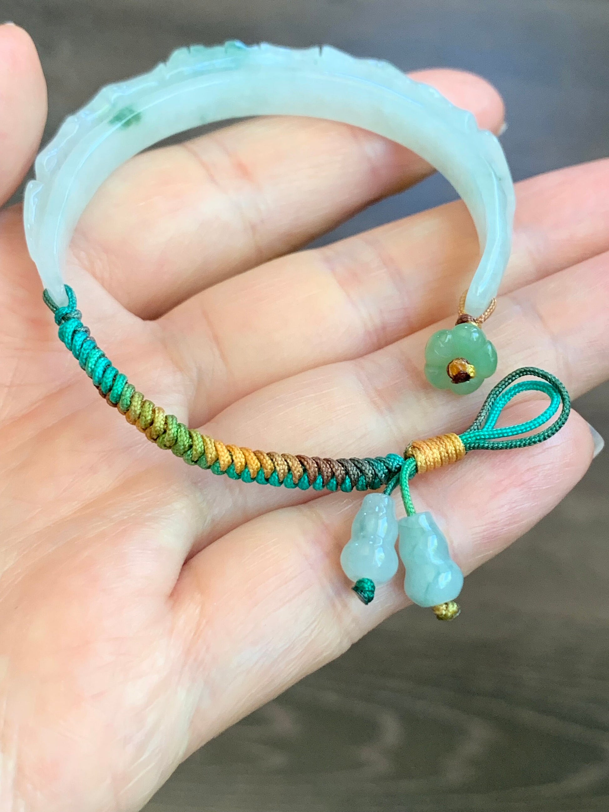 Natural Burmese Icy Translucent Gelatinous Green Marbled Jadeite Half Bangle Bamboo & Cherry Blossom Rope Bracelet 46.5mm 天然缅甸冰胶飘花翡翠半镯竹节梅花手绳