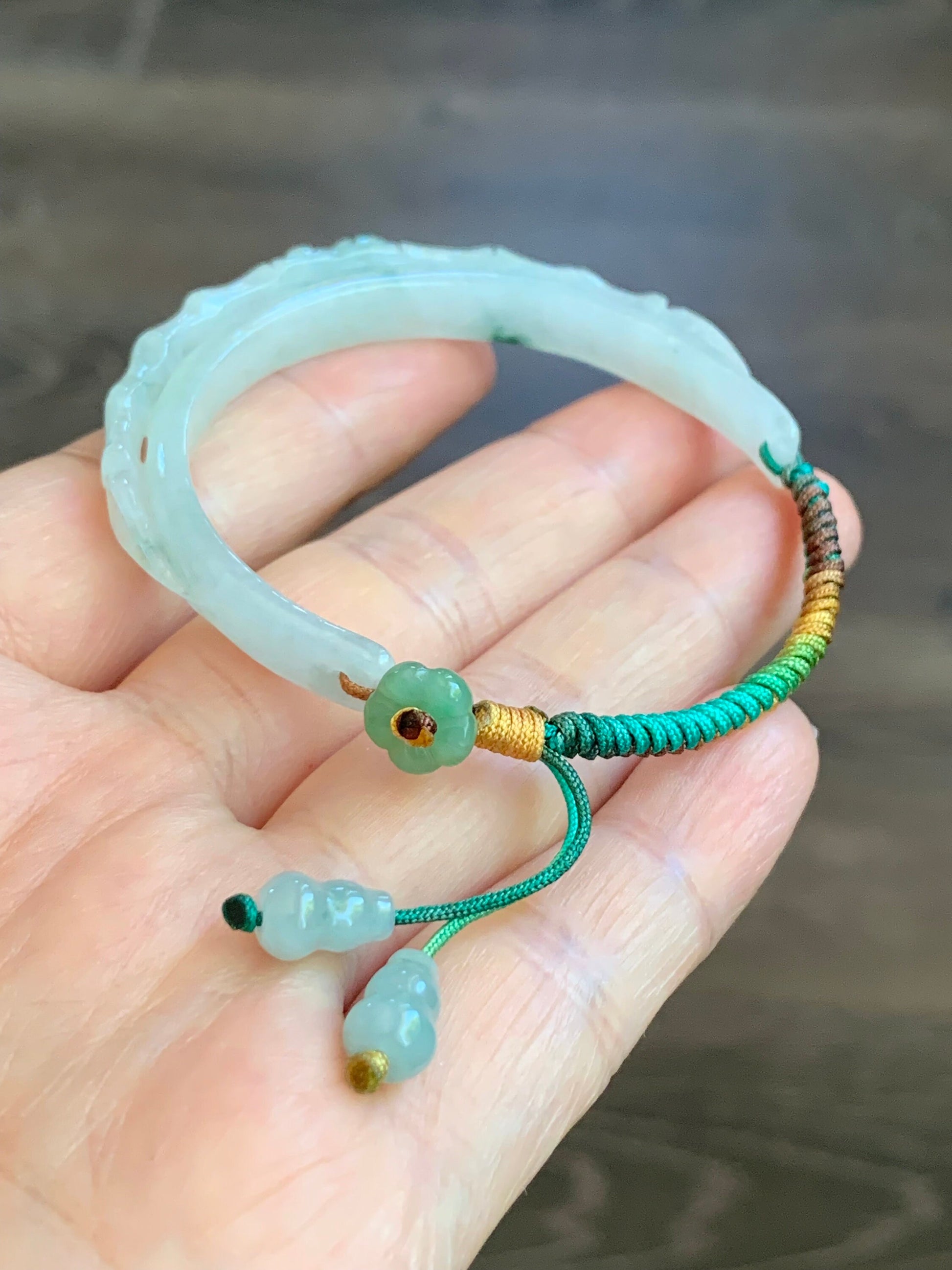 Natural Burmese Icy Translucent Gelatinous Green Marbled Jadeite Half Bangle Bamboo & Cherry Blossom Rope Bracelet 46.5mm 天然缅甸冰胶飘花翡翠半镯竹节梅花手绳