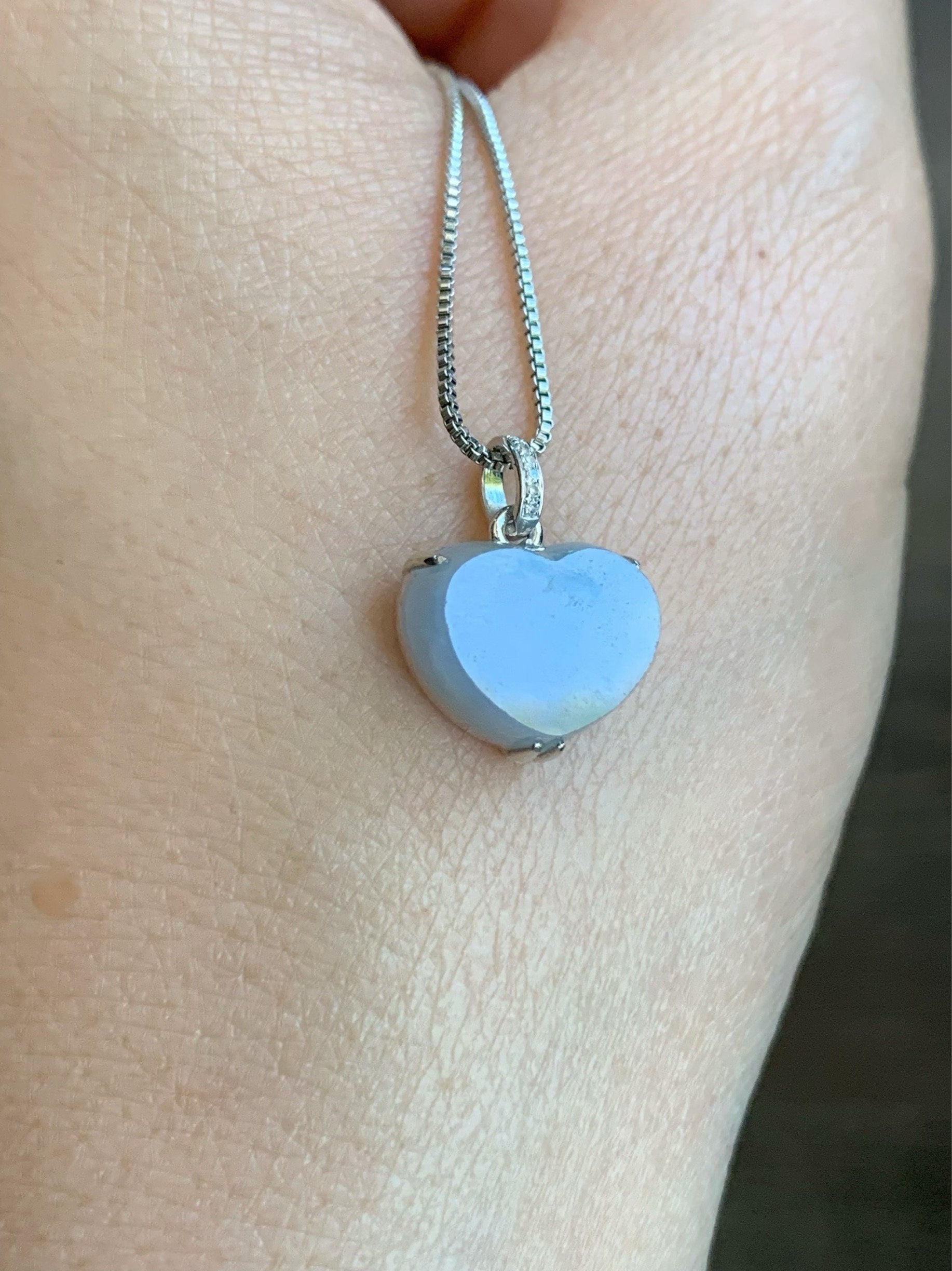 Certified Natural Burmese grade A Icy Translucent Light Purplish Blue Jadeite Heart Pendant 18K White Gold & Diamonds 天然缅甸冰蓝紫翡翠爱心镶嵌吊坠 0341