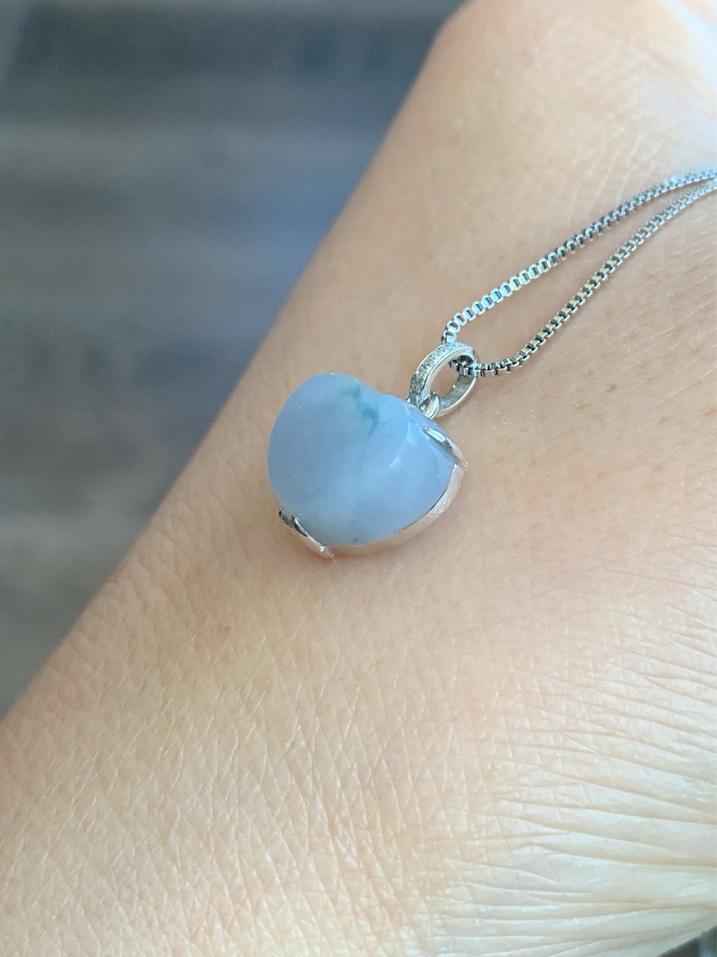Certified Natural Burmese grade A Icy Translucent Light Purplish Blue Jadeite Heart Pendant 18K White Gold & Diamonds 天然缅甸冰蓝紫翡翠爱心镶嵌吊坠 0341