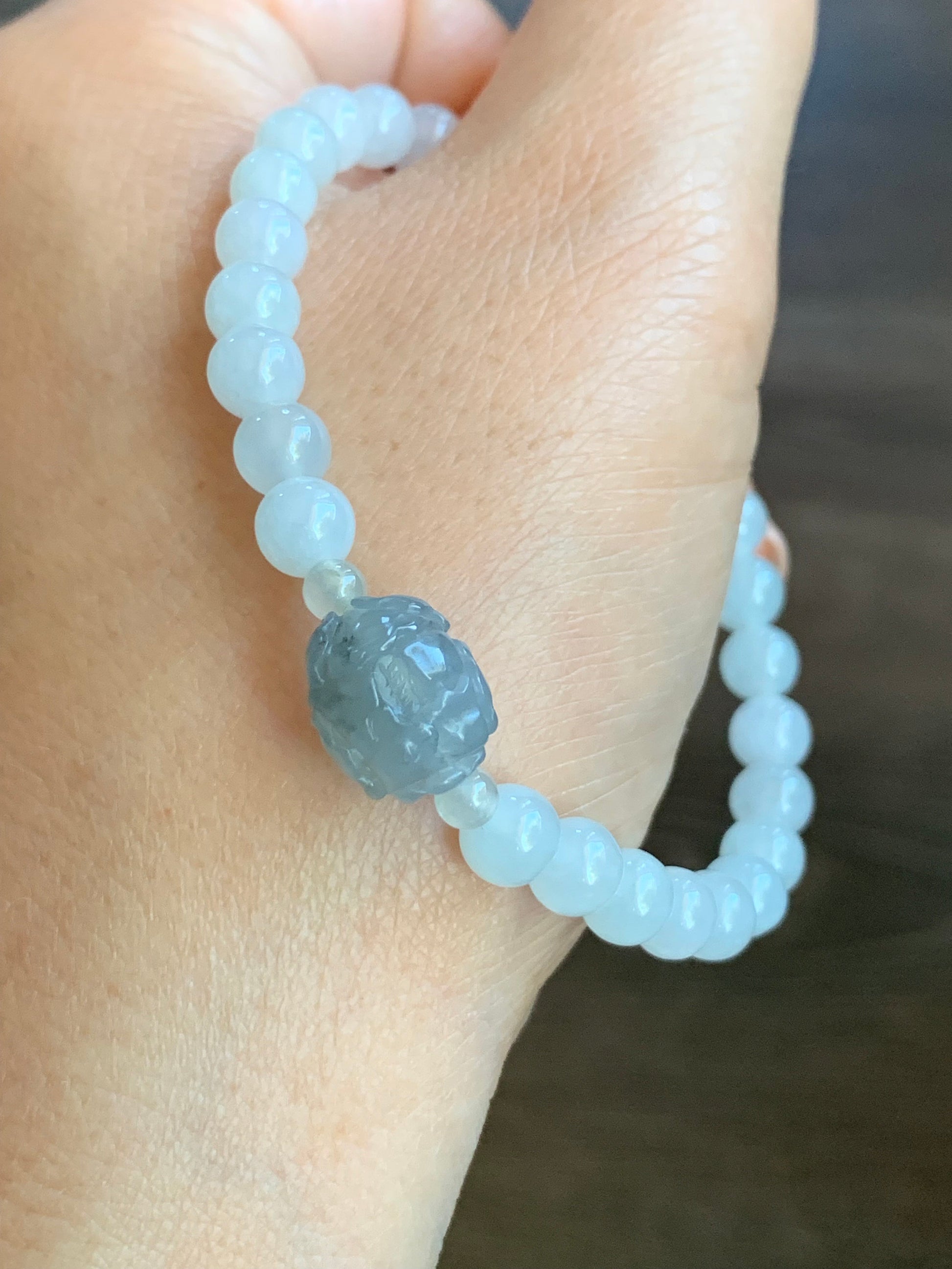 Natural Burmese Icy Translucent White Jadeite Beads & Icy Wuji Jadeite Peony Flower Beaded Bracelet 6mm 7” Stretchy 天然缅甸白冰翡翠珠冰乌鸡牡丹花手串