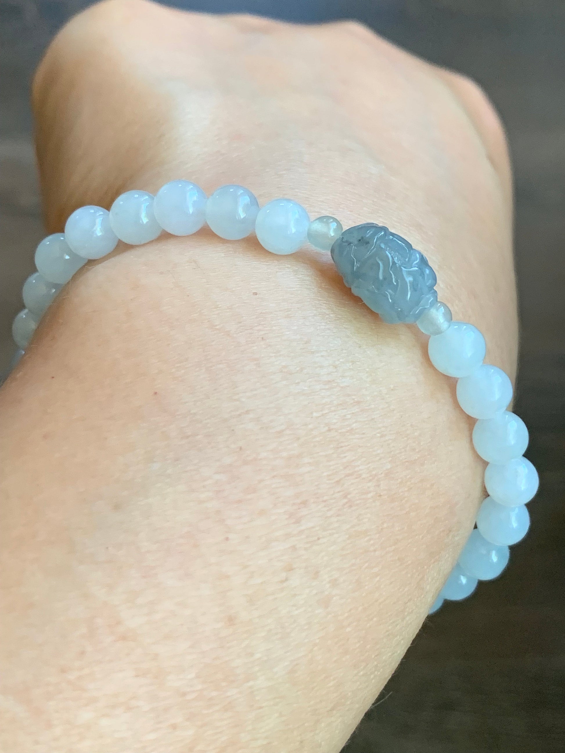 Natural Burmese Icy Translucent White Jadeite Beads & Icy Wuji Jadeite Peony Flower Beaded Bracelet 6mm 7” Stretchy 天然缅甸白冰翡翠珠冰乌鸡牡丹花手串