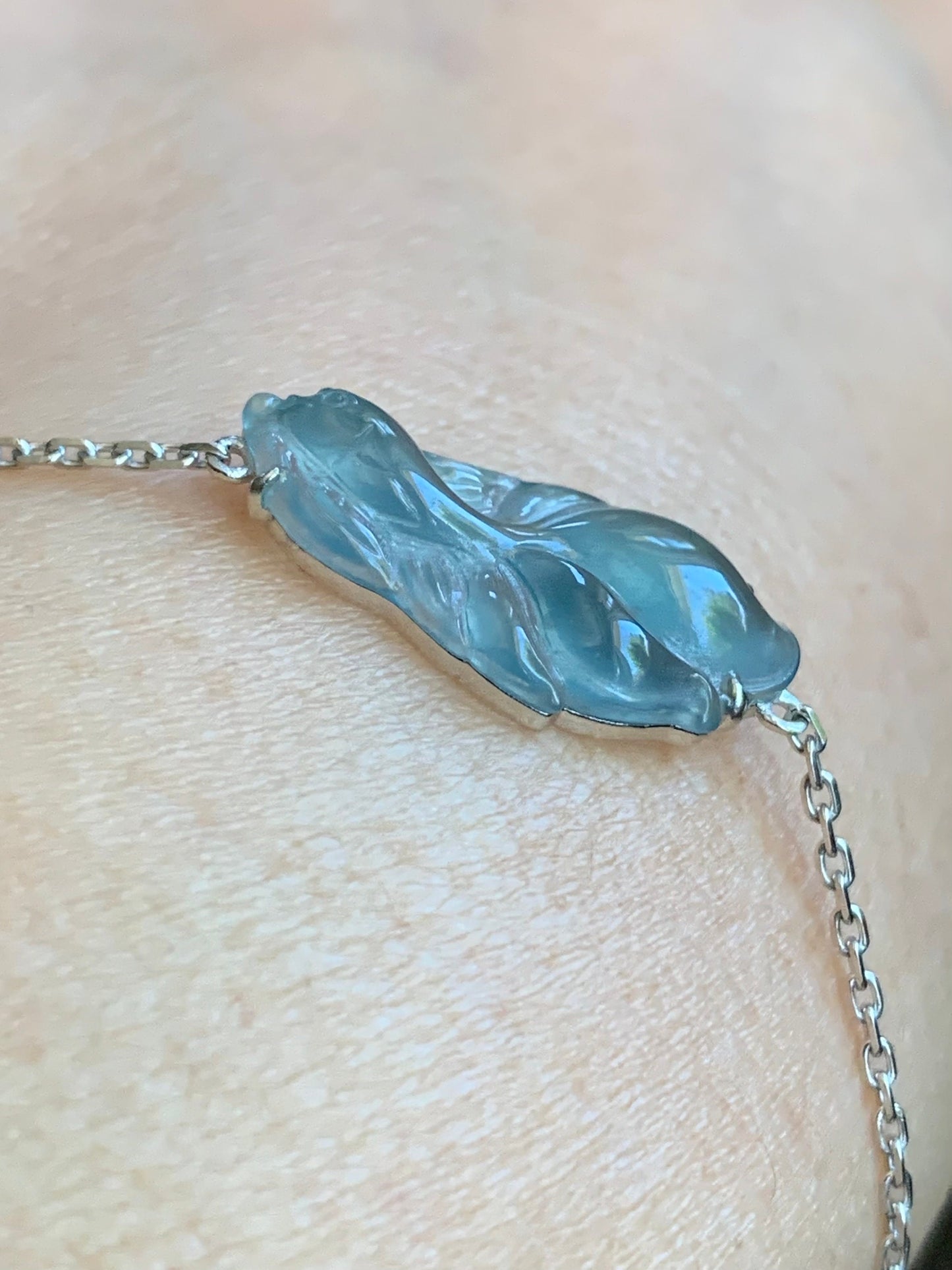 Certified Natural Guatemalan Icy Highly Translucent Dusty Blue Jadeite Betta Fish Bracelet 18K White Gold 6.25”-7.25” 天然冰危蓝绿翡翠斗鱼金镶手链 343