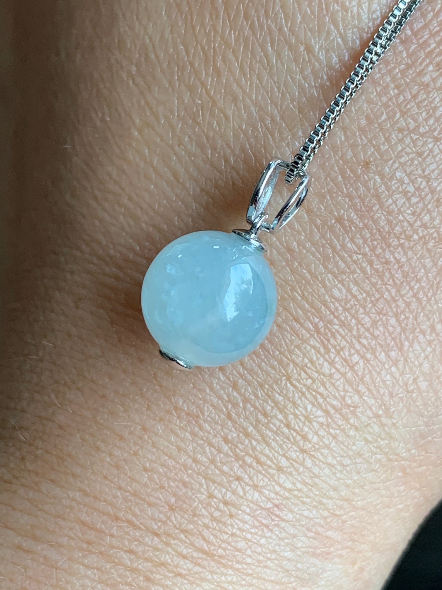 Certified Natural Burmese Grade A Icy Translucent Gelatinous White Jadeite Sphere Bead Pendant 18K White Gold 天然缅甸白冰翡翠单珠镶嵌吊坠