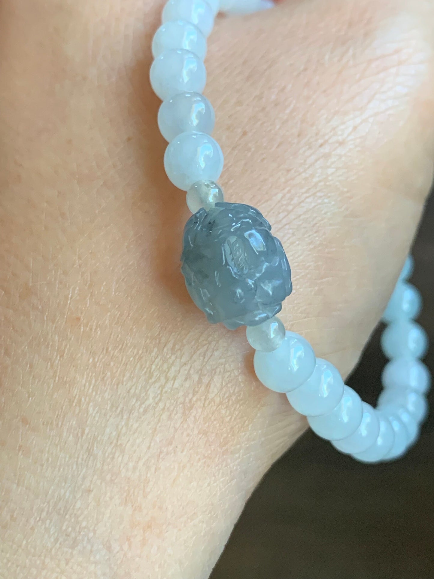 Natural Burmese Icy Translucent White Jadeite Beads & Icy Wuji Jadeite Peony Flower Beaded Bracelet 6mm 7” Stretchy 天然缅甸白冰翡翠珠冰乌鸡牡丹花手串