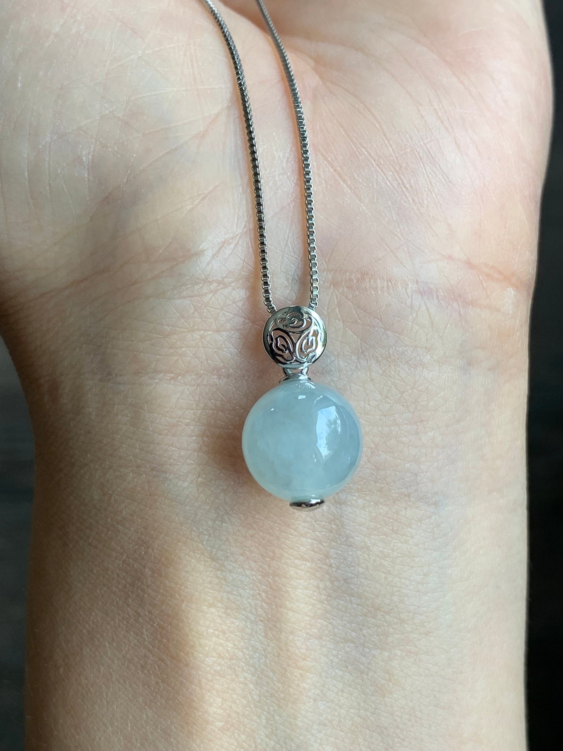 Certified Natural Burmese Grade A Icy Translucent Gelatinous White Jadeite Sphere Bead Pendant 18K White Gold 天然缅甸白冰翡翠单珠镶嵌吊坠