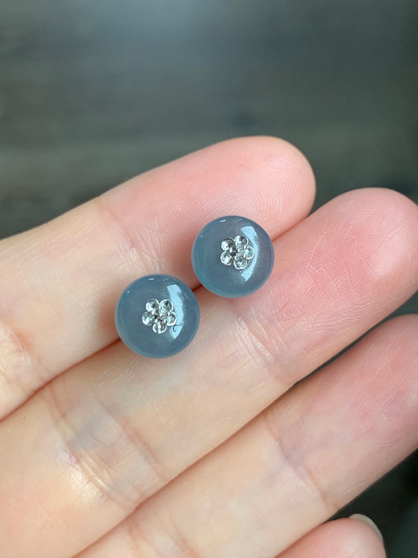 Certified Guatemalan Natural Icy Highly Translucent Light Blue Jadeite Drum Bead Stud Earrings 18K White Gold 天然冰危蓝水翡翠鼓珠Ｋ金镶嵌耳钉 1643