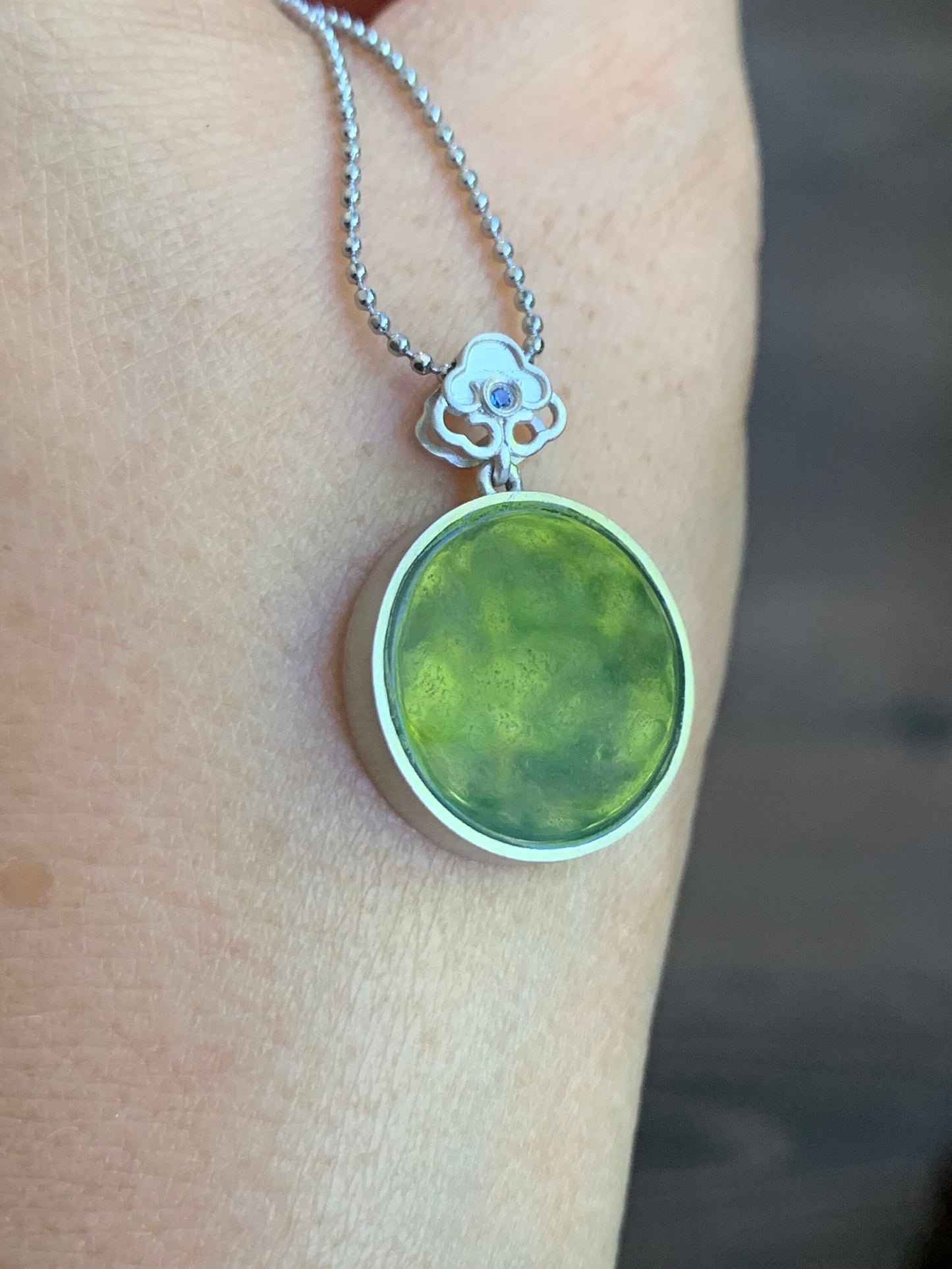 Certified Natural Burmese Icy Translucent Green Jadeite w/ Dark Green Marbling Wu Shi Pai Amulet Pendant Sterling Silver 天然缅甸莫西沙飘绿翡翠无事牌镶嵌吊