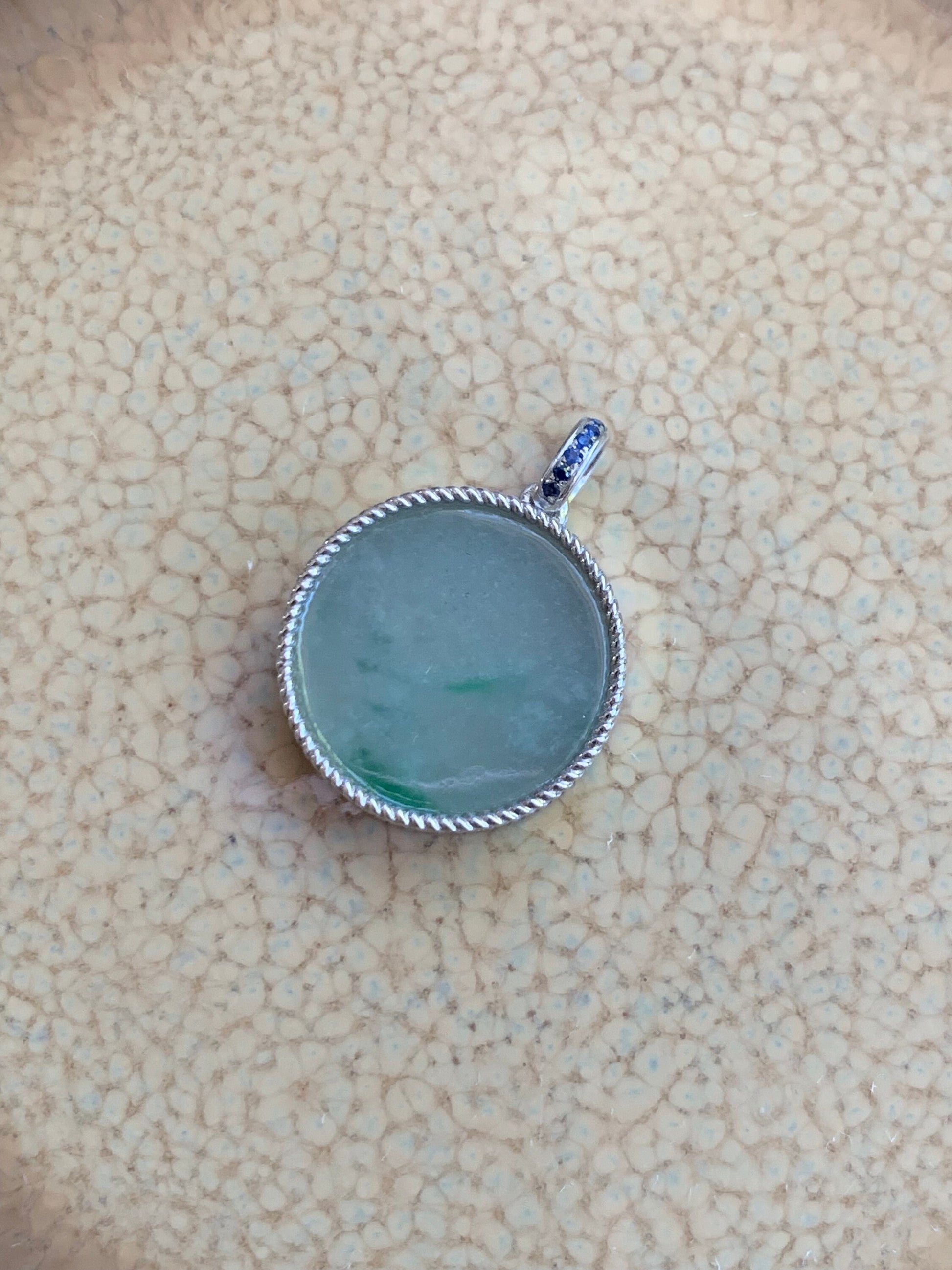 Certified Natural Burmese Icy Translucent Light Green Jadeite w/ Green Marbling Wu Shi Pai Pendant Sterling Silver 天然缅甸莫西沙晴飘绿翡翠无事牌镶嵌吊坠