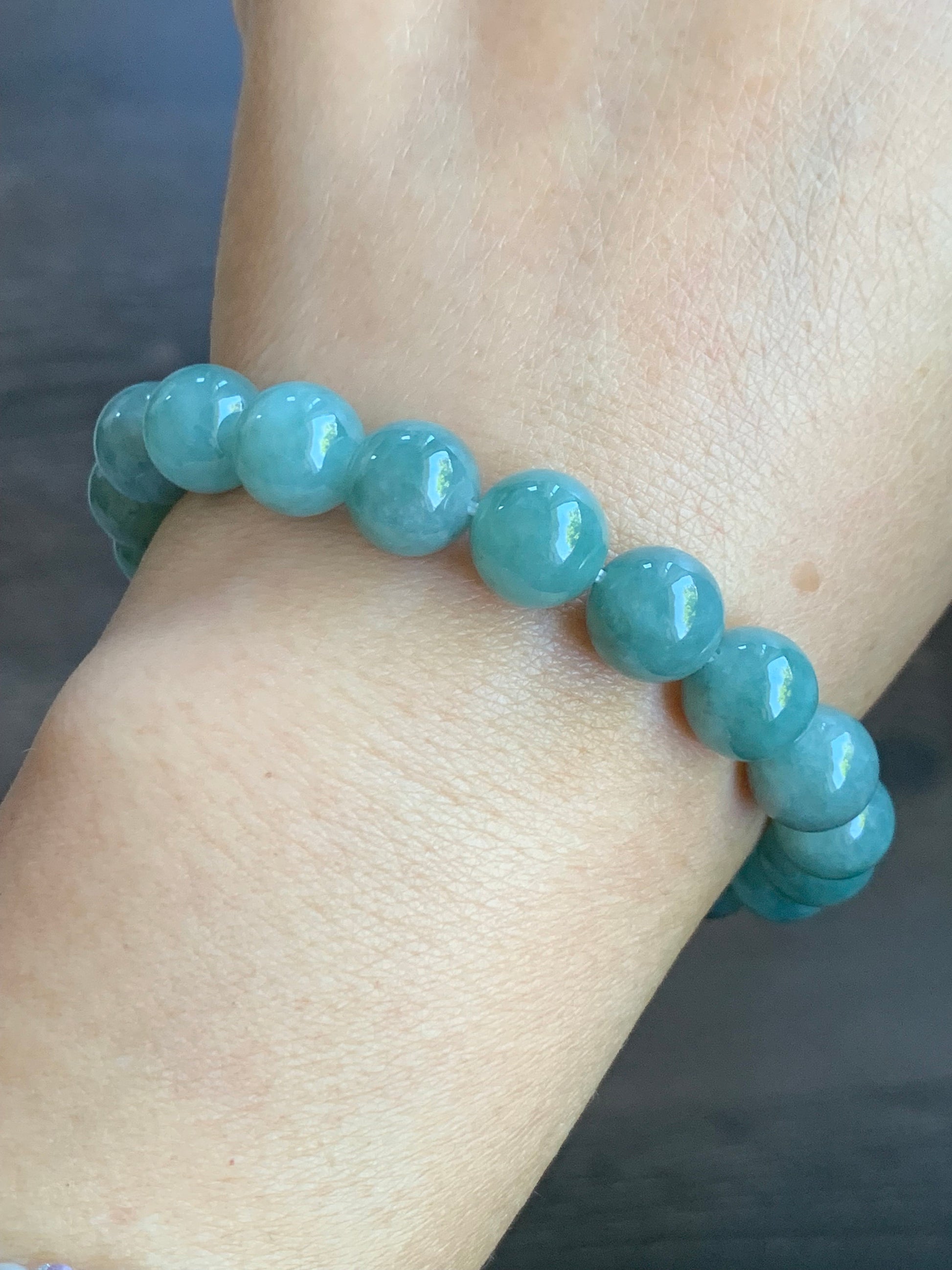 LARGE Natural Burmese Icy Translucent Blue Jadeite Beaded Bracelet Stretchy 9.8mm 7” 32g 天然缅甸糯冰蓝翡翠大卡圆珠手串 MLZ713