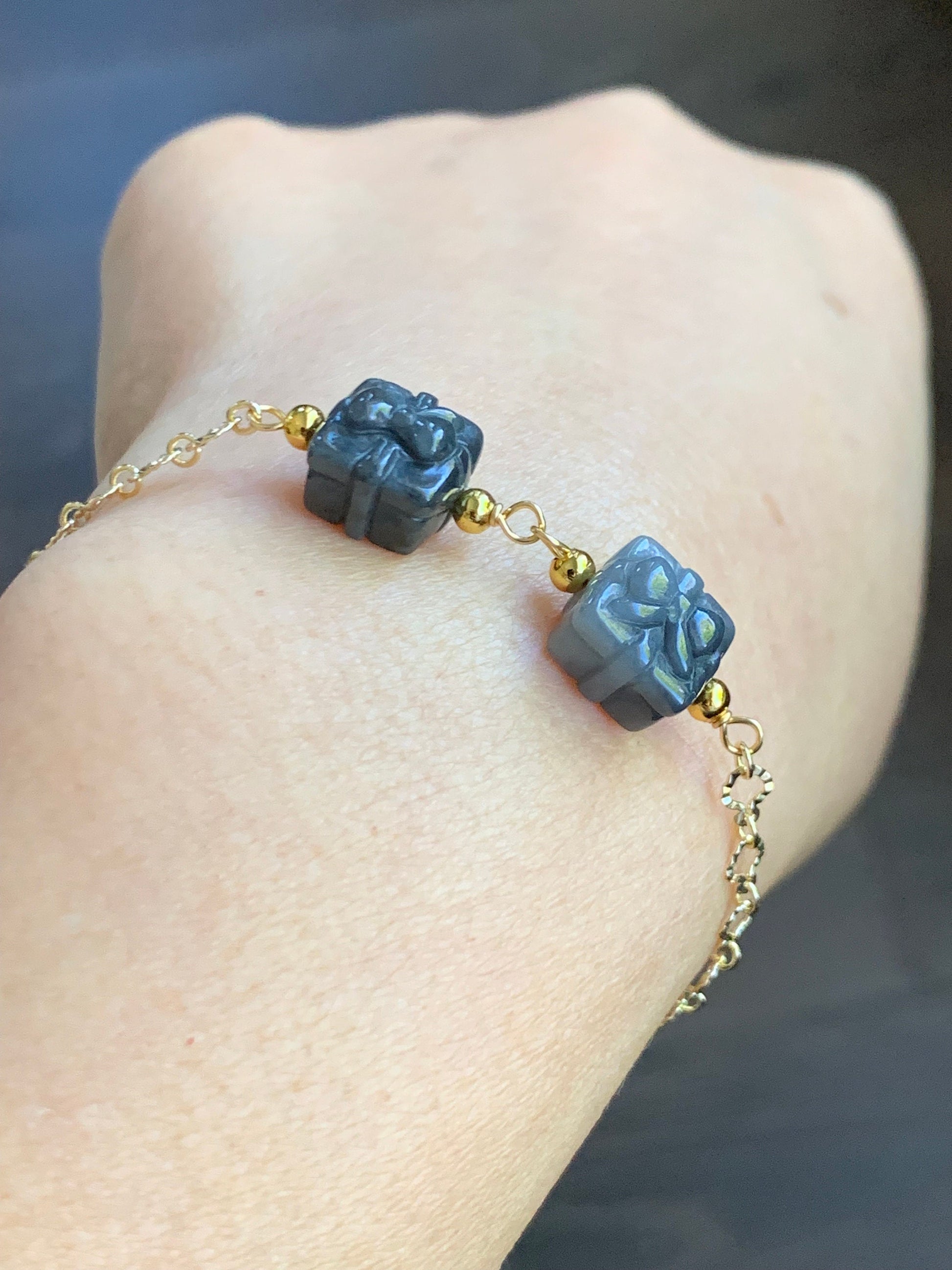 Holiday Special Natural Burmese Icy Wuji Jadeite Carved Gift Boxes 14K YG Plated Chain Bracelet Adjustable up to 7.5” 天然缅甸乌鸡翡翠礼物包金手链