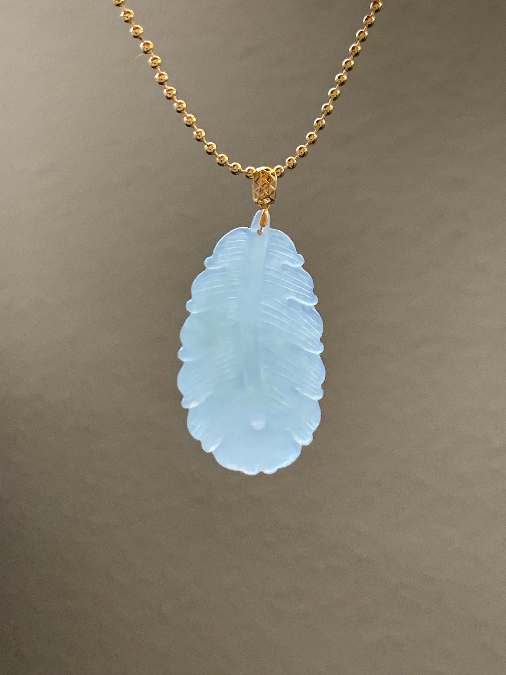 Natural Burmese Icy Translucent Light Green Jadeite Carved Feather Pendant 18K Yellow Gold 天然缅甸冰淡晴底翡翠羽毛镶嵌吊坠 B830