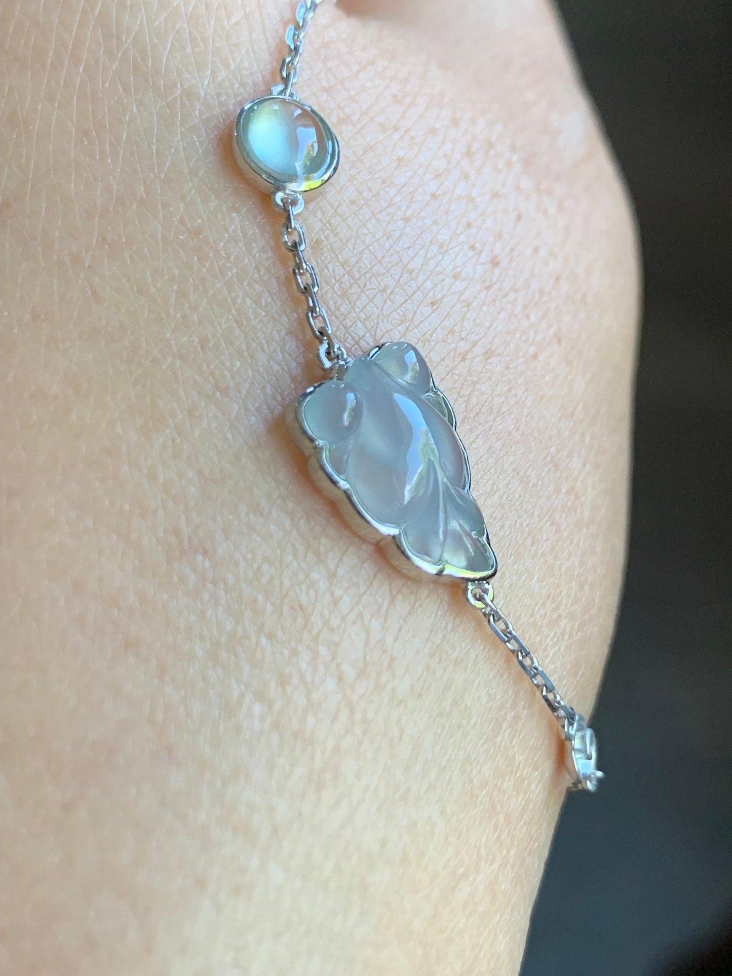 Certified Natural Burmese Icy Highly Translucent White Jadeite Goldfish Chain Bracelet 18K White Gold 6.25”-7.25” 天然缅甸白冰胶翡翠金鱼镶嵌手链 5145