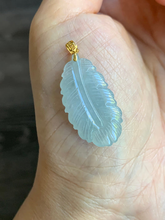 Natural Burmese Icy Translucent Light Green Jadeite Carved Feather Pendant 18K Yellow Gold 天然缅甸冰淡晴底翡翠羽毛镶嵌吊坠 A830